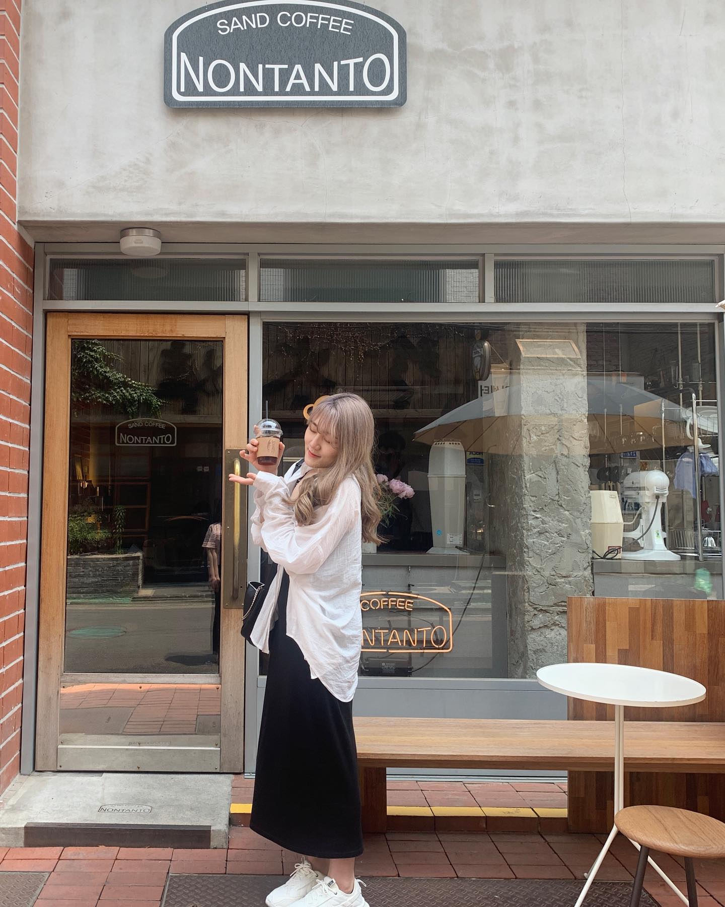 #영이스타그램🐯
⠀
카이막 막 유행했을때
유행따라 신촌까지 간 나에요,,
⠀
아 근데 없대서 먹진 못함(● ˃̶͈̀ロ˂̶͈́)੭ꠥ⁾⁾