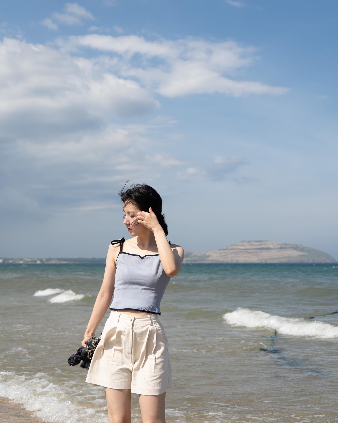 해가 너무 뜨거워서 한낮의 수영장 물이 미지근하게 되었던 베트남 무이네🌞