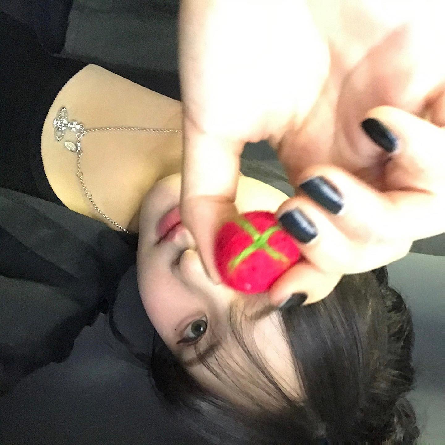 🍅🍓 둘 중에 먼디?