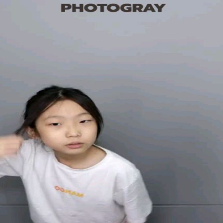 비오는날 시내나들이
요즘 핫하다는 포토그레이ㅎㅎ 에서 사진 한컷... 그리고 파리지옥 데리고온 날 
모기 먹을란가......?