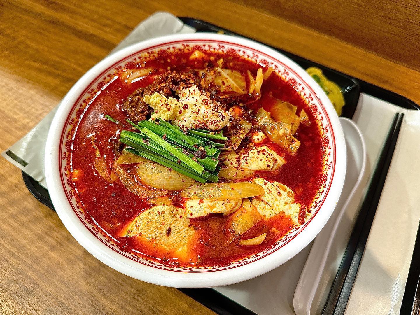 📍마라와 순두부에 만남! ‘돈이찌’
⠀⠀⠀⠀⠀⠀⠀⠀⠀⠀⠀⠀⠀⠀⠀⠀ 
⠀⠀⠀⠀⠀⠀⠀⠀⠀⠀⠀⠀⠀⠀⠀⠀ 
5월 13일에 롯데백화점 미아점 푸드에비뉴에 새로 오픈한 프리미엄 일식집 ‘돈이찌’가 오픈했습니다!!!
⠀⠀⠀⠀⠀⠀⠀⠀⠀⠀⠀⠀⠀⠀⠀⠀ 
이미 롯데백화점 명동본점에 입점 했을만큼 유명하고 맛있다고 인정받은 맛집이에요😎
⠀⠀⠀⠀⠀⠀⠀⠀⠀⠀⠀⠀⠀⠀⠀⠀ 
그런 맛집이 이제 미아사거리에도 생겼다니 진짜 갬동 그 자체 아닌가요🙊
⠀⠀⠀⠀⠀⠀⠀⠀⠀⠀⠀⠀⠀⠀⠀⠀ 
짜란!
제가 먹은 음식은 ’마파탄탄우동‘ 인데요😋
⠀⠀⠀⠀⠀⠀⠀⠀⠀⠀⠀⠀⠀⠀⠀⠀ 
마파탄탄우동은 화끈한 마라와 고소한 순두부가 만난 아주 이색적이고 매력적인 우동입니다🍜
⠀⠀⠀⠀⠀⠀⠀⠀⠀⠀⠀⠀⠀⠀⠀⠀ 
앗! 저는 마라를 잘 못는데요? 하시는 분들에게 어필❗️
⠀⠀⠀⠀⠀⠀⠀⠀⠀⠀⠀⠀⠀⠀⠀⠀ 
저 마라 잘 못먹는거 아시죠? 마라 맛 나는 음식 피드 올리면 마라초보면 힘들어요, 마라초보도 드실 수 있어요 하잖아요! ⠀⠀⠀⠀⠀⠀⠀⠀⠀⠀⠀⠀⠀⠀⠀⠀ 
⠀⠀⠀⠀⠀⠀⠀⠀⠀⠀⠀⠀⠀⠀⠀⠀ 
마파탄탄우동은 마라향이 강하지 않아 서 저처럼 마라 잘 못드시는 분들이나 마라입문자 분들도 전!혀! 부담없이 맛있게 드실 수 있다는게 완전 매력포인트!😋
⠀⠀⠀⠀⠀⠀⠀⠀⠀⠀⠀⠀⠀⠀⠀⠀ 
또한 돈이찌 미아점에는 ’마라탄탄우동‘ 외에 대창과 소고기가 듬뿍 올라간 ’미아동‘이 유명한거 아시나요?!
⠀⠀⠀⠀⠀⠀⠀⠀⠀⠀⠀⠀⠀⠀⠀⠀
그래서! 제가 다음에는 대창과 소고기가 푸짐하게 올라간 미아동으로 인사를 드리려고 합니다! 박수!👏👏
⠀⠀⠀⠀⠀⠀⠀⠀⠀⠀⠀⠀⠀⠀⠀⠀ 
미아동도 많이 기대해주세요!😍😍
⠀⠀⠀⠀⠀⠀⠀⠀⠀⠀⠀⠀⠀⠀⠀⠀ 
희소식! 돈이찌 미아점에서 블로그, 인스타 체험단을 모집 준비중이니 우리 인친님들 돈이찌 미아점에 체험단모집도 많은 관심 부탁드립니다!!🙇‍♀️🙇‍♀️
⠀⠀⠀⠀⠀⠀⠀⠀⠀⠀⠀⠀⠀⠀⠀⠀ 
⠀⠀⠀⠀⠀⠀⠀⠀⠀⠀⠀⠀⠀⠀⠀⠀ 
📍돈이찌 미아점
⠀⠀⠀⠀⠀⠀⠀⠀⠀⠀⠀⠀⠀⠀⠀⠀ 
• 주소
서울시 강북구 도봉로 62 롯데백화점 미아점 B2 돈이찌
⠀⠀⠀⠀⠀⠀⠀⠀⠀⠀⠀⠀⠀⠀⠀⠀ 
• 영업시간
월-목 am10:30 - pm8:00(마지막주문 pm7:30)
금-일 am10:30 - pm 8:30(마지막주문 pm8:00)
⠀⠀⠀⠀⠀⠀⠀⠀⠀⠀⠀⠀⠀⠀⠀⠀ 
•전화
연락가능번호 없음
⠀⠀⠀⠀⠀⠀⠀⠀⠀⠀⠀⠀⠀⠀⠀⠀ 
• 편의
아기의자🙆‍♀️ , 반려견🙅‍♀️
⠀⠀⠀⠀⠀⠀⠀⠀⠀⠀⠀⠀⠀⠀⠀⠀ 
⠀⠀⠀⠀⠀⠀⠀⠀⠀⠀⠀⠀⠀⠀⠀⠀ 
#돈이찌 #돈이찌미아점 #미아사거리맛집 #미아사거리 #롯데백화점맛집 #롯데백화점미아점 #맛집추천