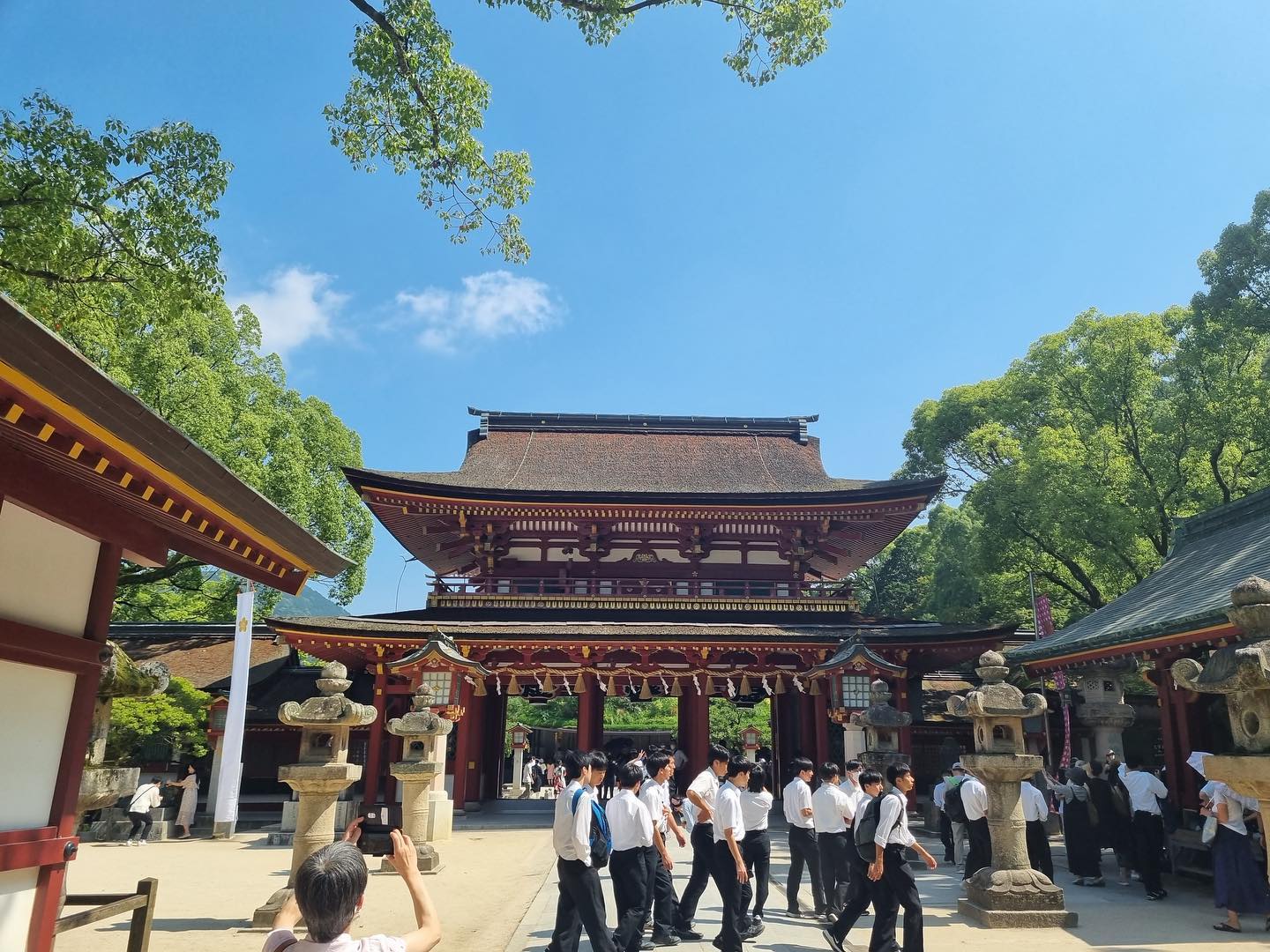 후쿠오카 🇯🇵

9년만에 다자이후텐만구.
나는 여전히 똑똑해지고 싶다🧐

#후쿠오카 #후쿠오카여행 #일본여행 #여행스타그램 #여름스타그램 #다자이후텐만구 #japan #fukuoka #trip #travel