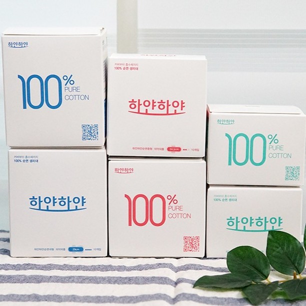 #협찬 

🎯 동생이 추천해준 100% 유기농생리대!

🎯 특히 생리대를 착용하면 가려움으로 고생하고 있고 또, 생리통까지 겪고있으니
이참에 바꿔보려고 추천해준 제품으로
장마철 사용해본 후기예요.🤗🤗🤗

🎯 하얀하얀의 모든제품들은

📌​ 커버부터 흡수시트까지 100% 면!♥️♥️♥️

📌 화학흡수체 없이 순면만으로도
우수한 흡수력!♥️♥️♥️

📌 더블차단구조 & 옆샘차단이며
특히 기저귀에 사용되는 더마소프트 원단으로 자극을 최소화!👍🏻

📌 순면흡수체로 사용시 부품 & 변형이 없었어요.👍🏻👍🏻👍🏻

➡️ 신규회원가입 : 2,000원 할인쿠폰
정기배송시 :
무료배송+적립금 2배+팬티라이너1팩제공
12팩세트 34%할인까지 고고!

🎯 이제 하얀하얀으로 정착해야겠어요.
특히 초경생리대 강추입니다~*^^*👍🏻👍🏻🤗

#유기농생리대 #면생리대 #초경생리대 #유기농생리대추천 #면생리대추천 #안전한생리대 #하얀하얀 #하얀하얀생리대 #일회용생리대