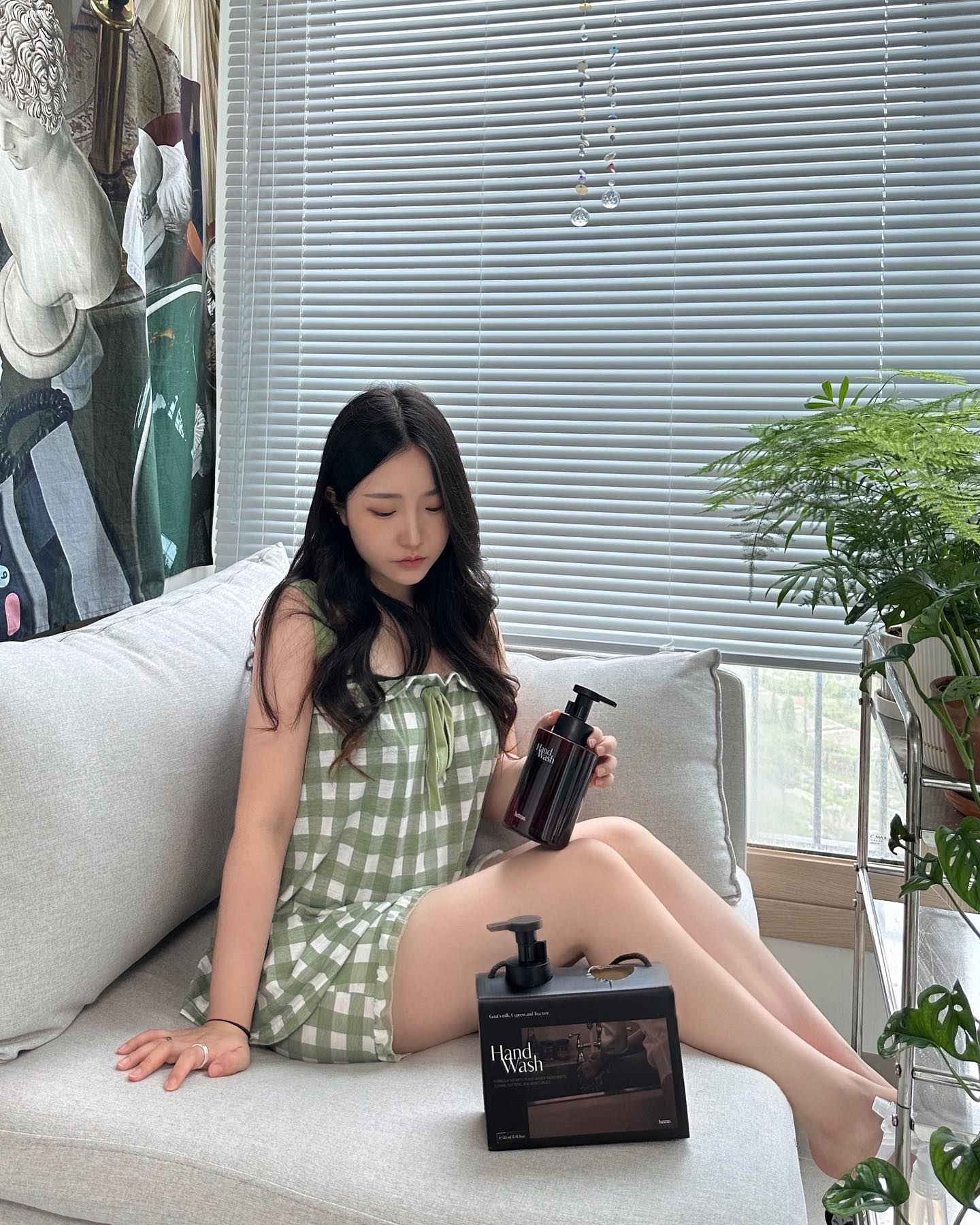 향기에 패키지 디자인까지 챙긴 헤트라스 핸드워시 🧼 화원 가득 채운 풀향 꽃향이 주말 가득 싱그럽게 한다 🪴

 

 

 

 

 

 

 

#헤트라스 #hetras #헤트라스핸드워시 #핸드워시 #버블핸드워시 #퍼퓸핸드워시 #핸드워시추천 #버블핸드워시추천 #핸드워시답례품 #핸드워시선물 #선물추천 #집들이선물추천 #이사선물 #어린이집선물 #자취필수품 #제품추천 #개인위생 #인생템 #삶의질향상 #자취꿀템 #향스타그램