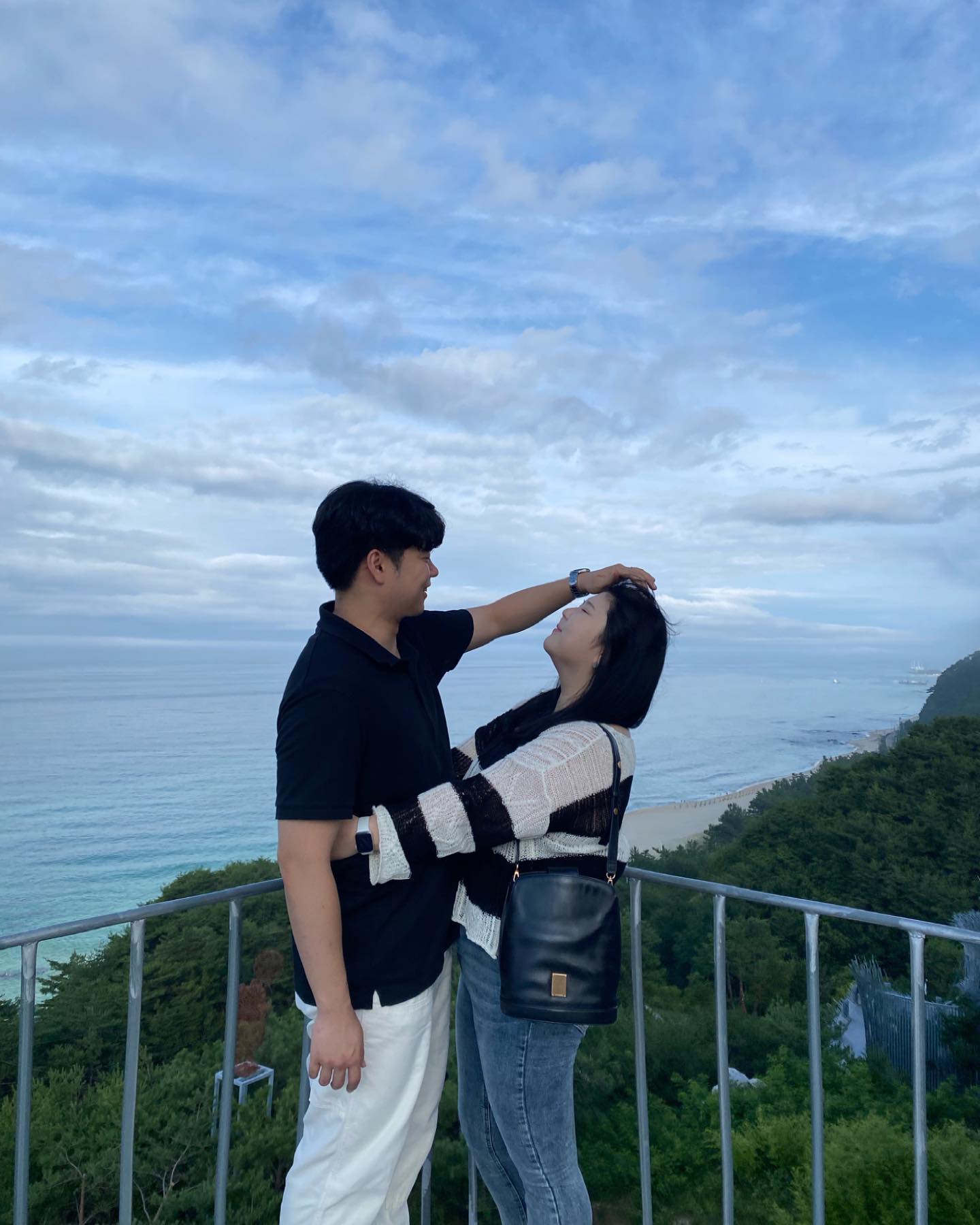 하늘 이뿌다💙