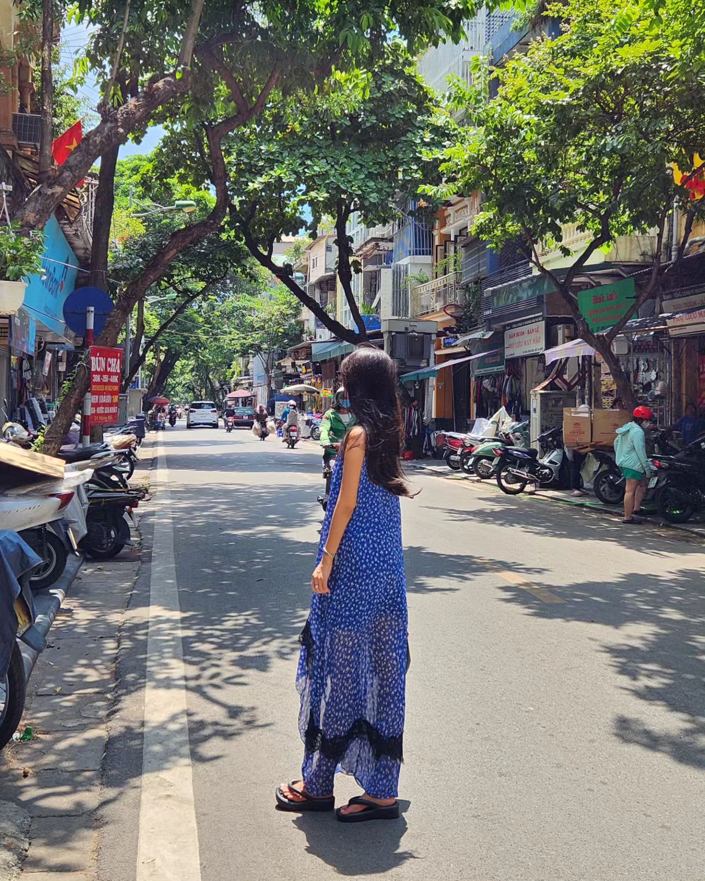 Hanoi ✈️

첫날부터
더위먹는 줄 알았지만
믿고보는최가이드
알찬스케줄칭찬해 🫡