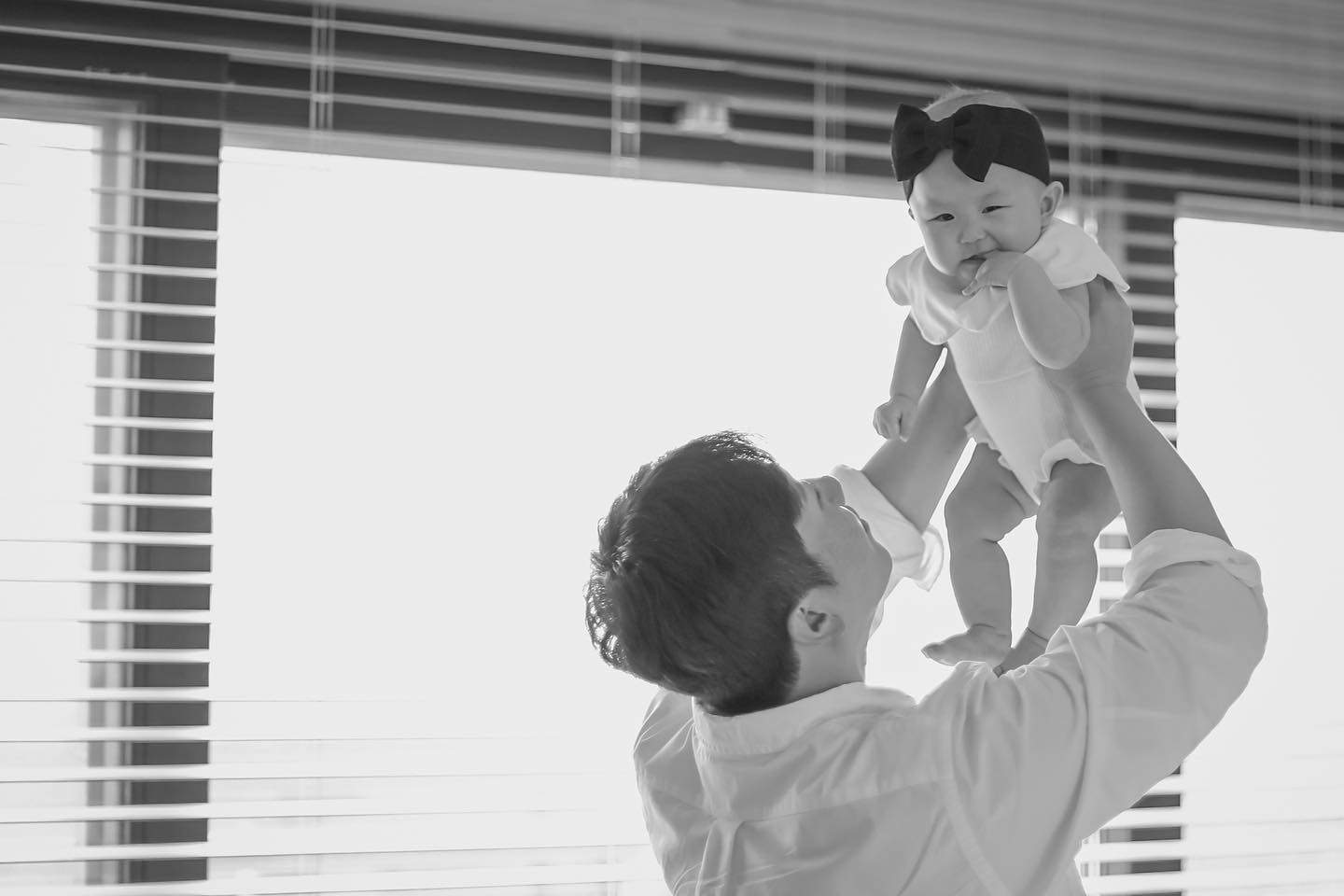 반짝반짝 우주야 사랑해 🫧
.
.
.
#홈스냅 #200일아기 #homesnap #babygirl