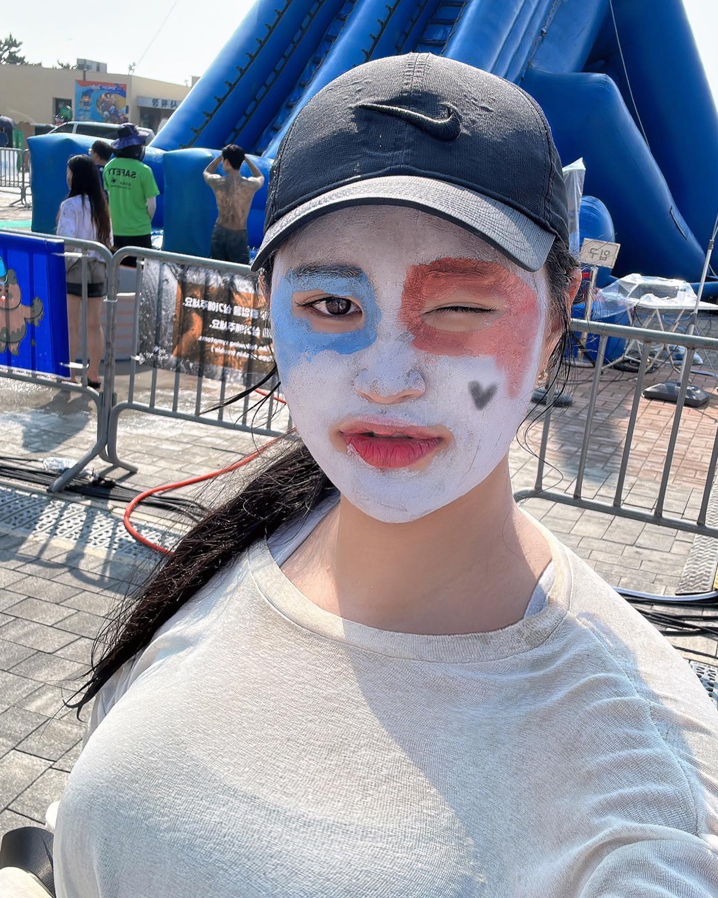 안녕 나 머드축제 할미퀸 •́‿< ♥

#보령머드축제 #대천해수욕장 #페이스페인팅 #가족여행