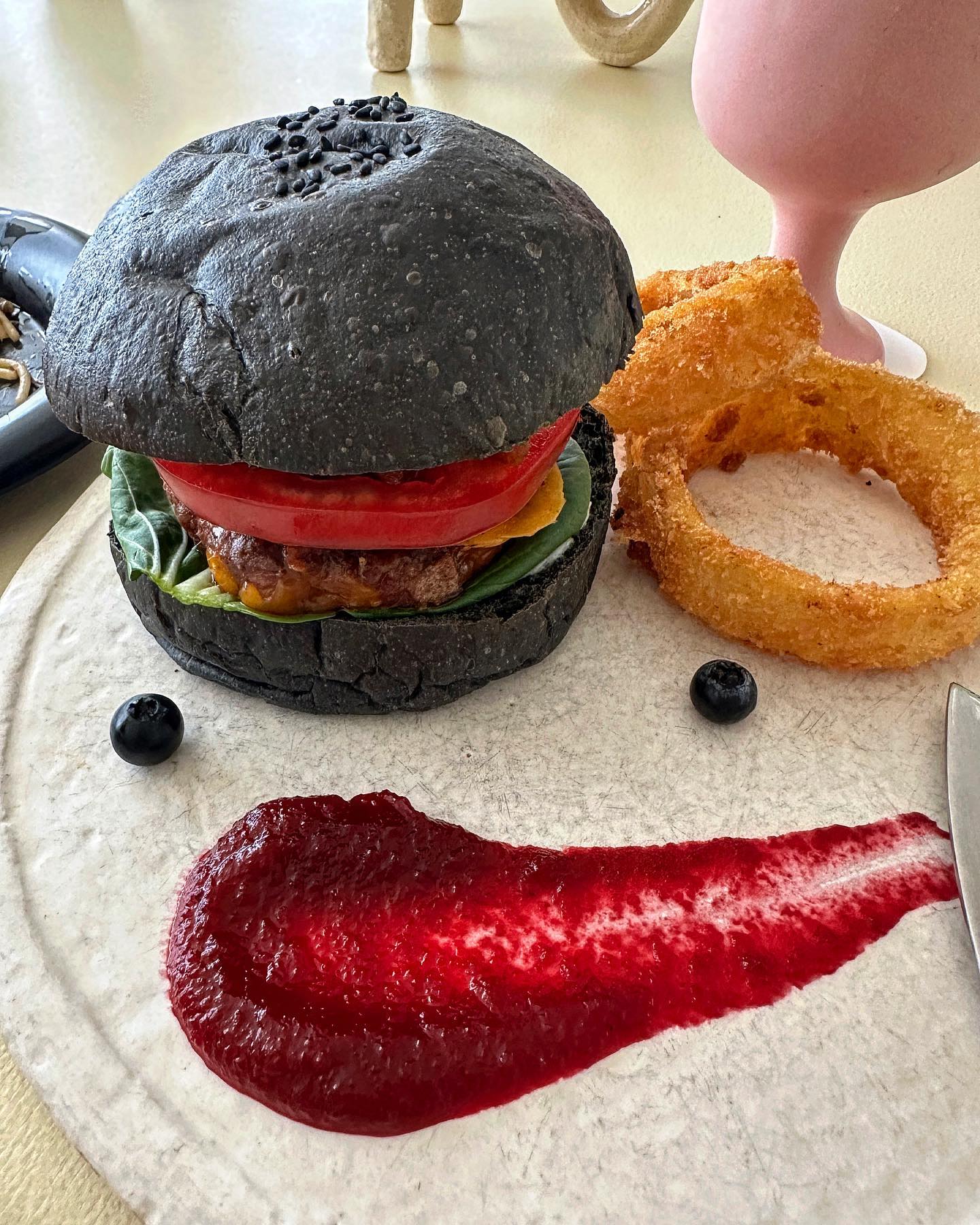 🍽️
부산 비건 식당 #아르프

🔖주문메뉴
고사리파스타 16.0
아르프 비건블랙버거 15.0
