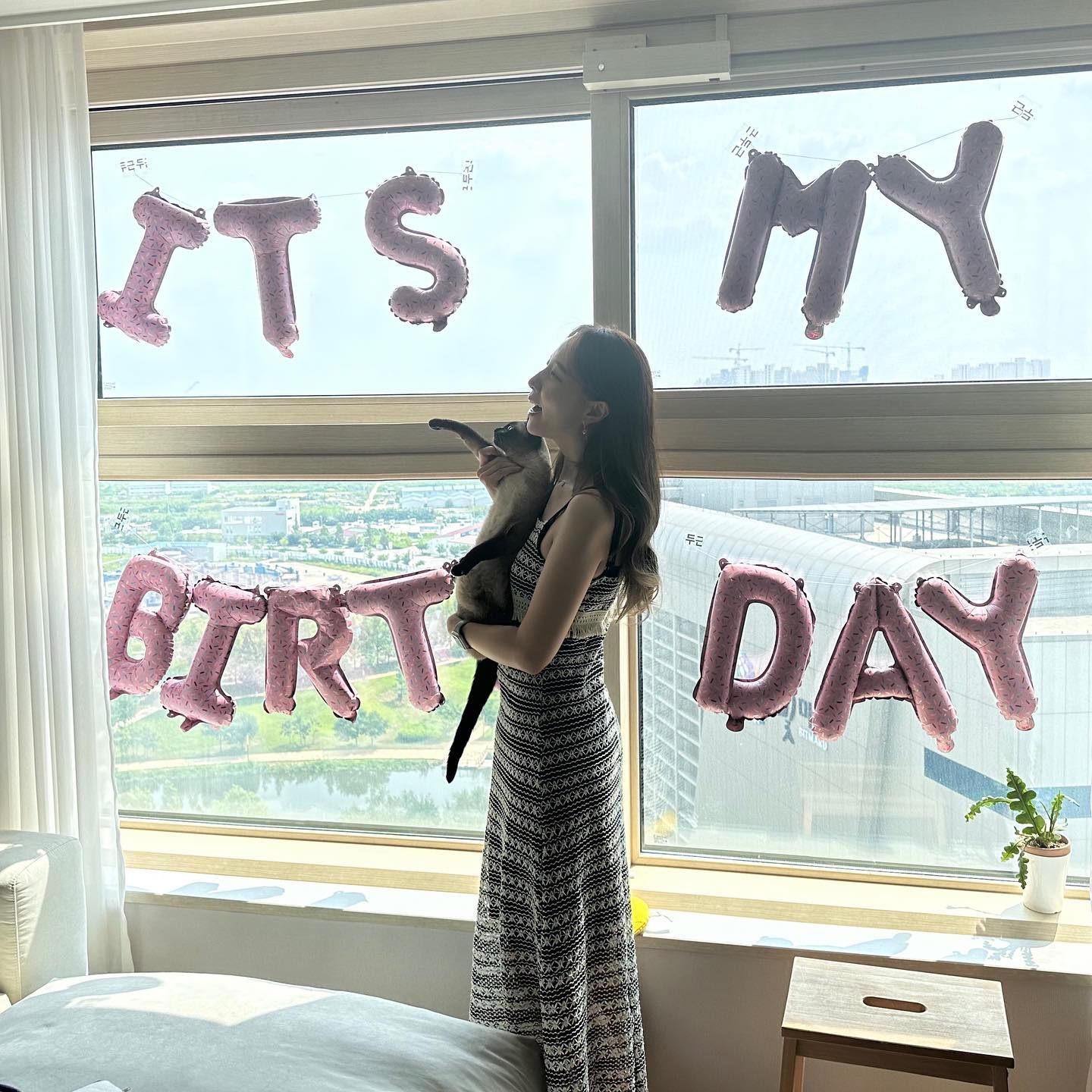 3N번째 생축🎂
+동네 사람들에게 생일 알리기
+카페를 파티룸으로 만들기 

🥳 성공적
#내나이가몇이더라 #123드로잉카페