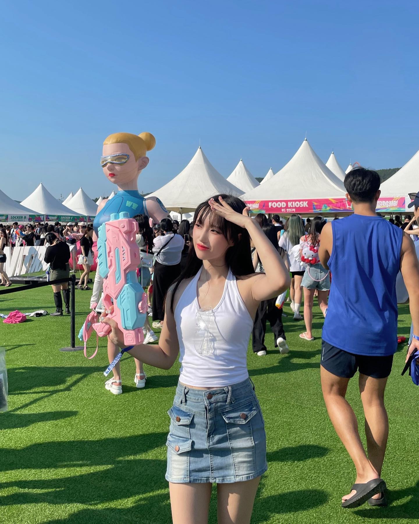 막간 훈녀생정、( ◔ ౪◔)⊃━☆ﾟ.*・

꒰•‧̫•ू꒱ 사진을 찍을 때 ✧ ㅅㅏ람이 너무 ꒰⁎×﹏×⁎꒱՞༘✡
많다면 ○・＊ 영역 텐카이꒰╬•᷅д•᷄╬꒱를 펼친다💥!