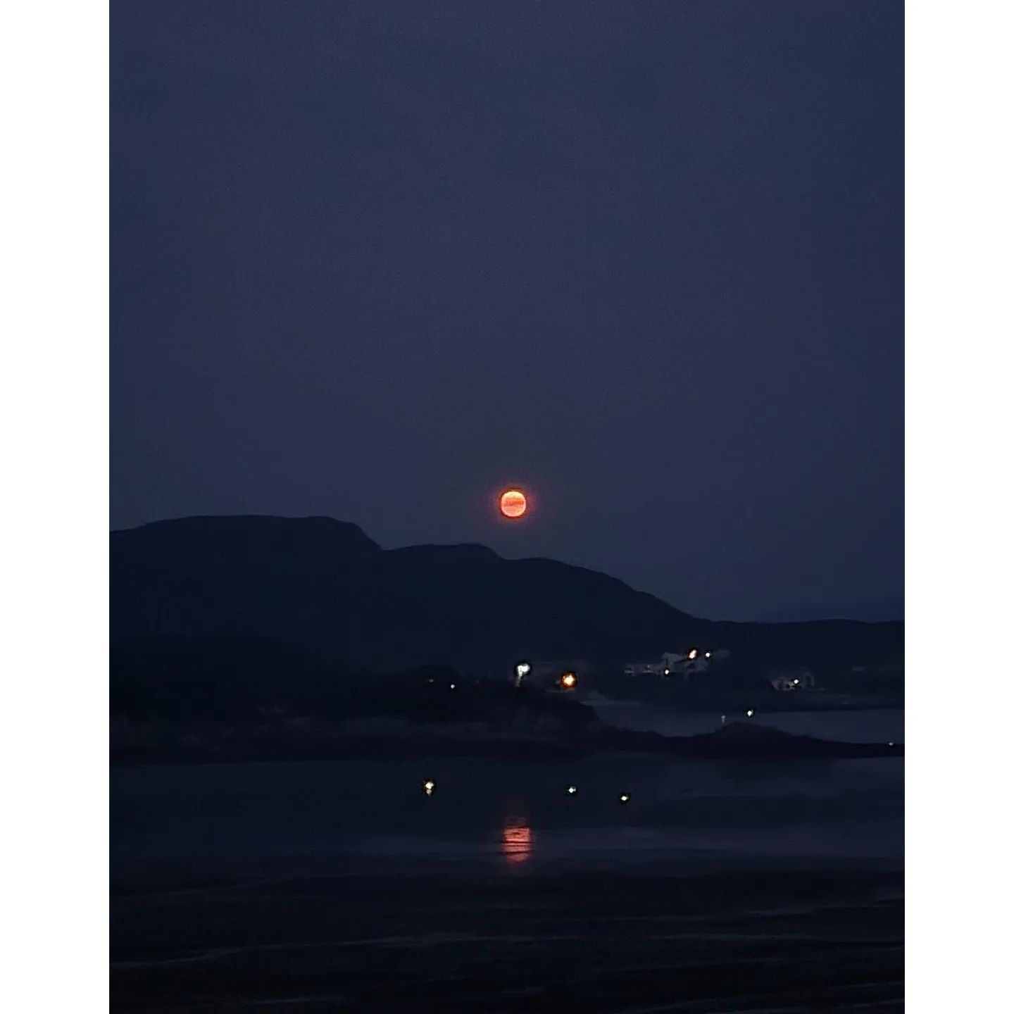 🌕