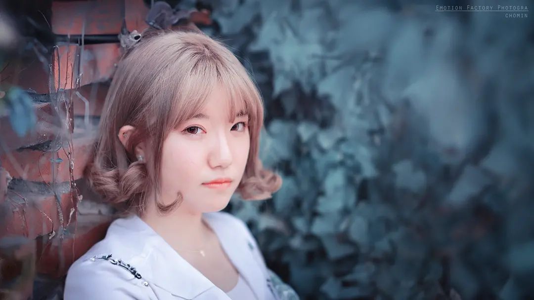Look

Copyright ⓒ 조민구. All rights Reserved.
Emotion Factory Photography

#EmotionFactory #chomingoo1 #조민구 #chomingoo #portrait #japan_portrait_club #인물사진 #광주광역시 #good_portraits_world #산책 #canonportrait #impression_shots #jp_portrait部 #일반인모델 #jp_portrait_collection #sharing_warm_time #花の写真
#봄 #꽃밭 #春 #cosmos #韓国 #japancollective #photo_jpn #japantravel #수완지구카페 #flowers #relexingtime #장미축제 #광주인물사진