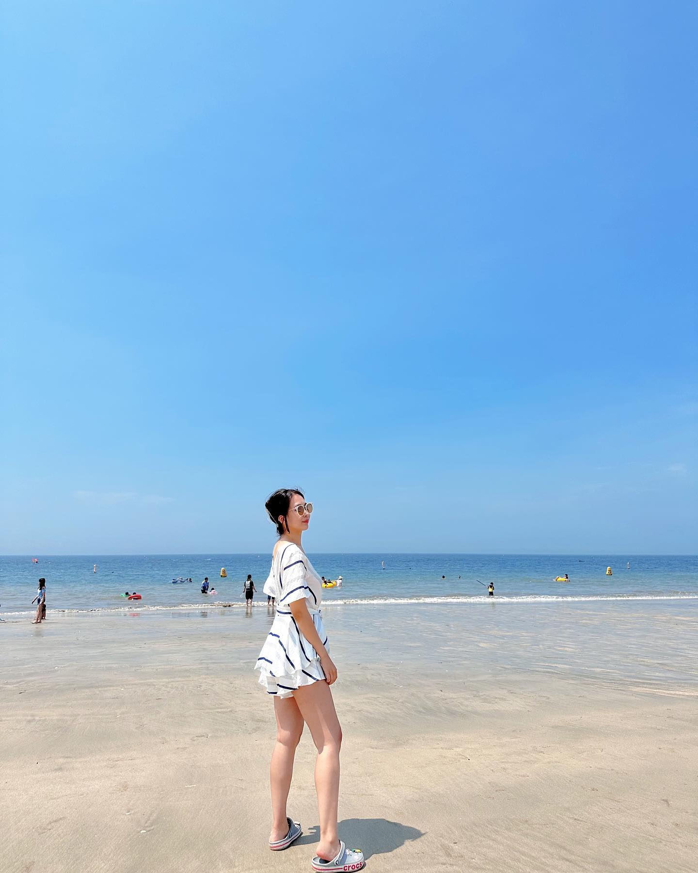 뜨거워쥬금
엄청탔다 ☀️
겨울아 빨리와 😭😭
.
.
.
.
.
.
.
#여행스타그램 #여행에미치다 #여행사진 #여행후기 #여행중독 #소통 #일상 #일상스타그램 #맞팔 #선팔 #좋아요 #소통해요 #셀스타그램 #ootd #좋아요반사 #일상기록 #얼스타그램 #대천해수욕장