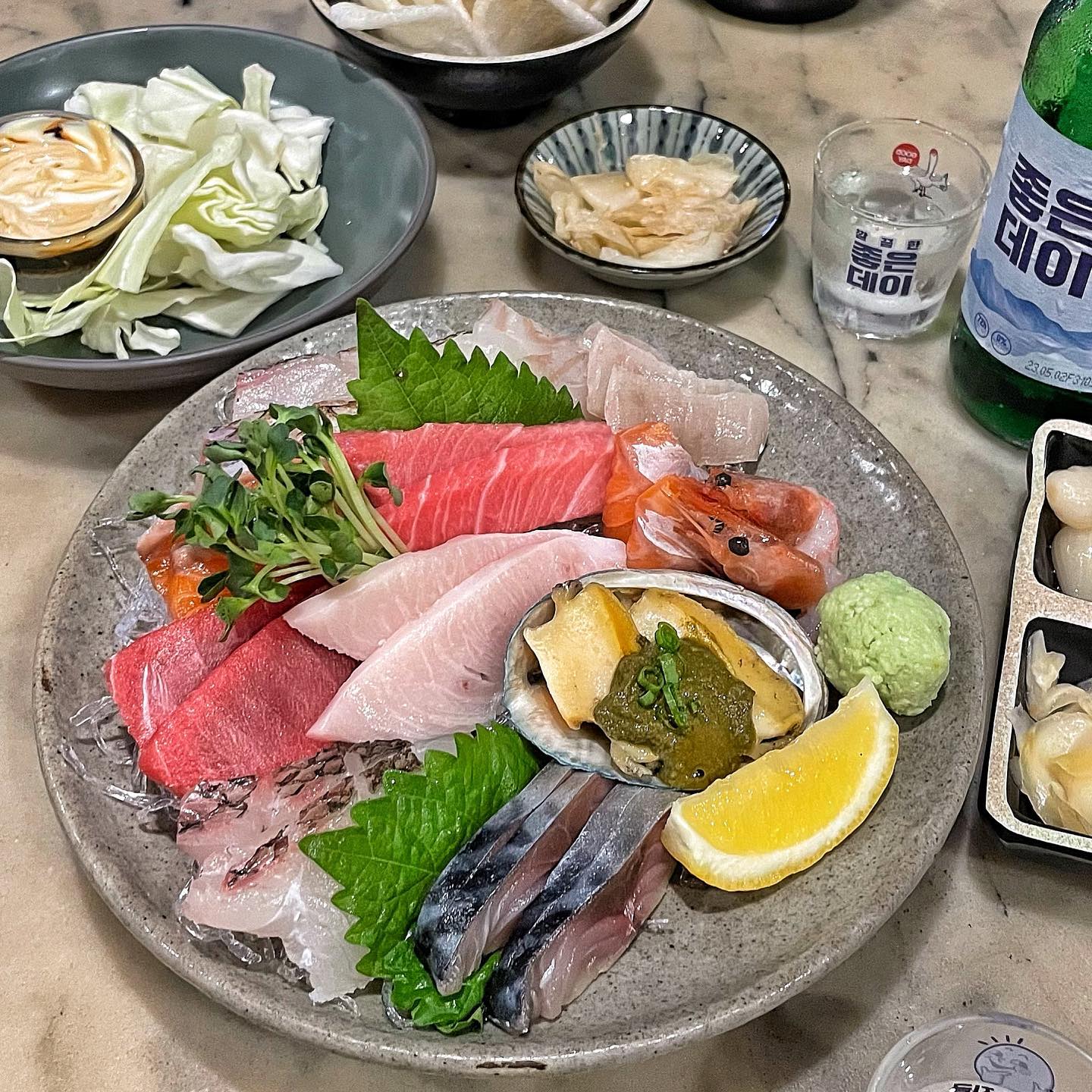 📍울산 화봉동 #스시1901 

울산 북구 화봉동에 위치한 스시1901
최애 이자카야집

통베이컨감자사라다 맛집
토마토짬뽕맛집
새우튀김맛집
나가사키짬뽕맛집

사시미 생각날때마다 가는 동네맛집 ❤️