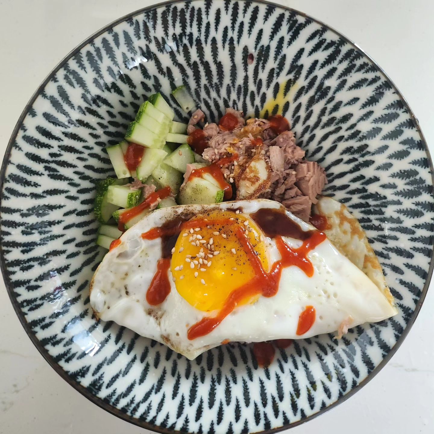 요즘 hot한 #레시피
맛있는 다이어터 푸드
#오이참치비빔밥 나도 드디어👍

와 맛이 극찬할만 하네❤️

jubu.ayeong