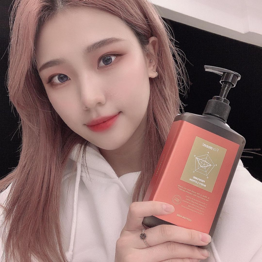 ➰ʏᴇɴᴀ➰ on Instagram: “#협찬 ⠀⠀⠀⠀⠀⠀⠀⠀⠀⠀⠀⠀⠀⠀⠀⠀ ⠀⠀⠀⠀⠀⠀⠀⠀⠀⠀⠀⠀⠀⠀⠀⠀ 향수로 유명한 포맨트 바르는 향수로 새로 나왔어요💗 포맨트 시그니처 향을 그대로…”