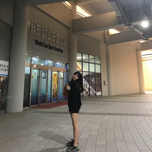 오늘도 점심을 미친듯이 먹었어요😂
저 사진때가 43kg 때인데 어떻게 뺏을까요..?
왜 저때처럼 독하게 하질 못하는거야!!!😤
오늘도 퇴근하고 미친듯이 뛰어야겠어요..!!
할수이따아!!🤥ㅋㅋㅋ