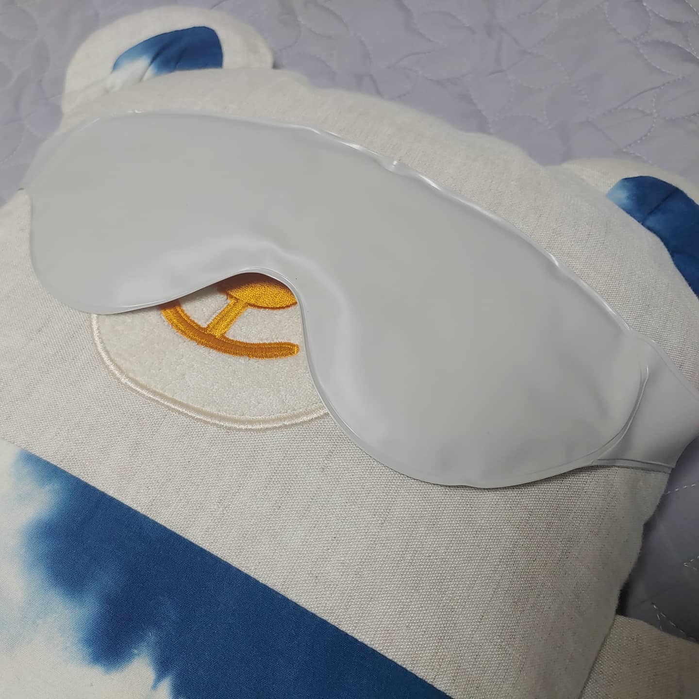#협찬

간편하게 전자렌지에 돌려 온찜질하고
냉장고에 넣어 냉찜질할수있는 눈찜질팩
국내제조라 믿을수있고 가격도 착한데
번거롭지않은 사용방법과 지속력이 길어 
너무맘에 들어!

#위메프 #유레카스포츠 #아이마스크 #눈찜질팩 #온찜질 #냉찜질 #신상체험단 #선팔 #맞팔 #좋아요 #좋아요반사 #좋반