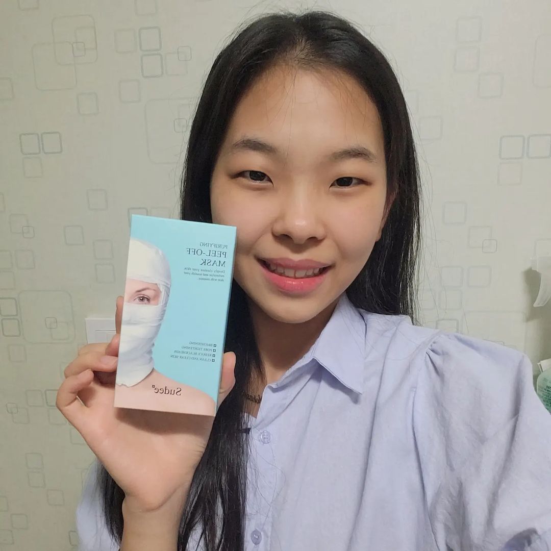 노하은 (Noh Ha Eun) on Instagram: “_ #협찬 퓨리파잉 필오프 마스크 💛 필오프 마스크란? 노폐물을 말끔히 제거함과 동시에 수용성 콜라겐이 피부를 촉촉하고 탄력있게 가꿔주는 팩이에요. 마스