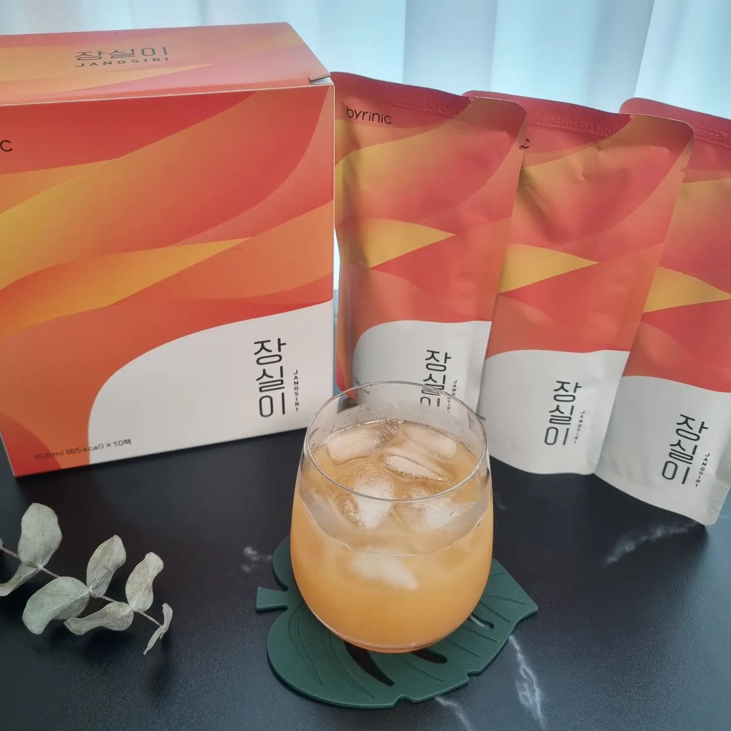  “🍊🍋 요즘 내 장건강에 도움을 주고있는 고마운 제품 '장실이'✔ 평소에 화장실을 잘 못가서 야채나 식이섬유를 자주 섭취해주려고 노력하지만 그래도 부족한😂 장건강을 챙기고싶은 식이섬유 섭취가 부족한 바쁜 현대인들은 공복에 하루1포☝ 저처럼…”