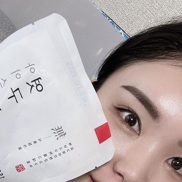 복미정 on Instagram: "#광고 #협찬 #제품협찬 #아이스엿구마 냉동 개별포장으로 되어있어서 전자렌지에 3분만 돌리면 맛있는 #군고구마 완성🍠🧡 달달하고 쫄깃한 식감 너무 좋아요 껍질째 먹