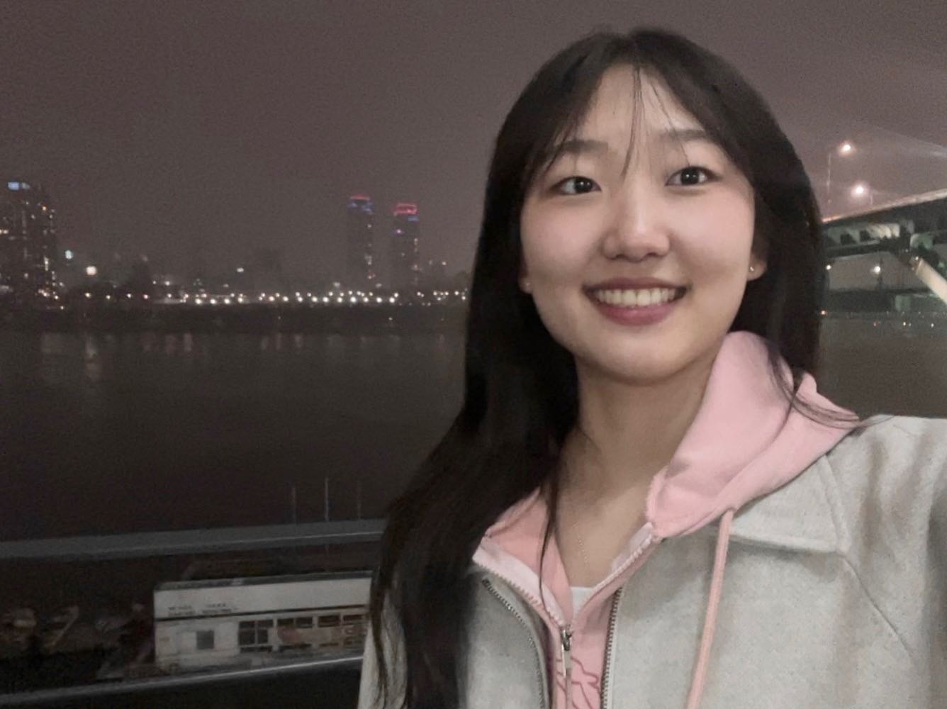 흐려서 오히려 좋은데