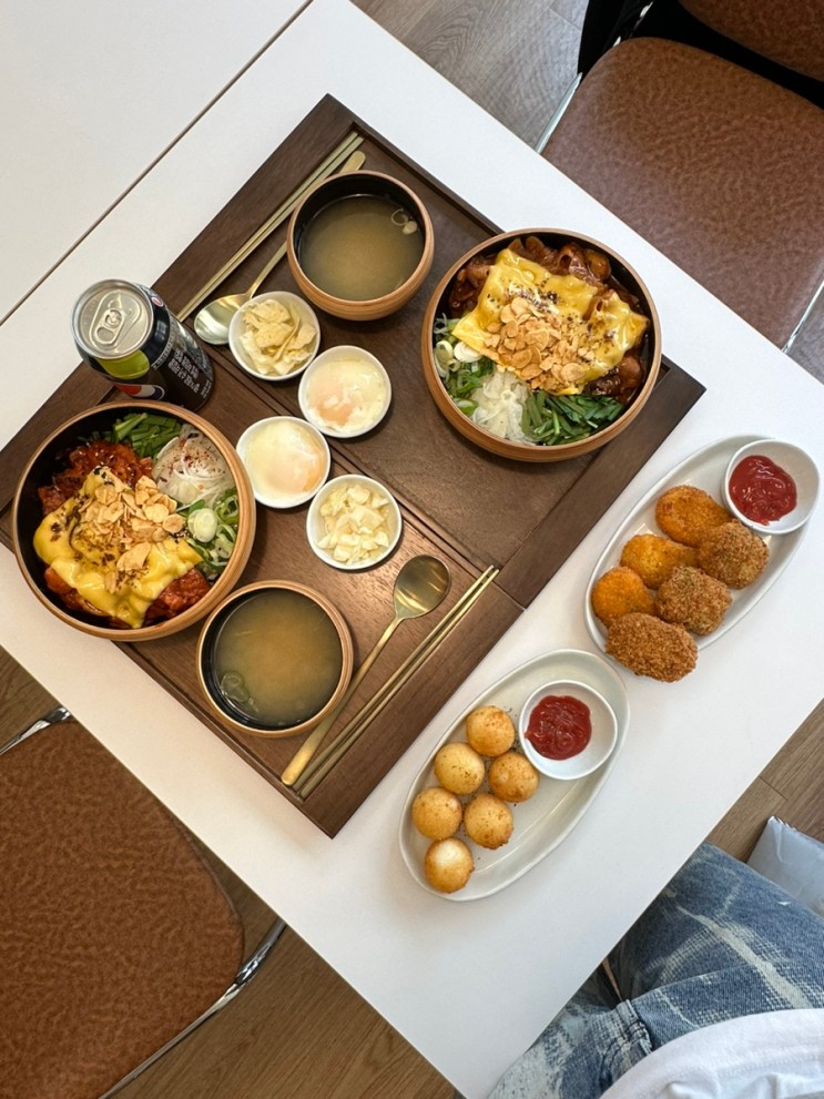[신촌역 맛집 추천] 한술식당 신촌점