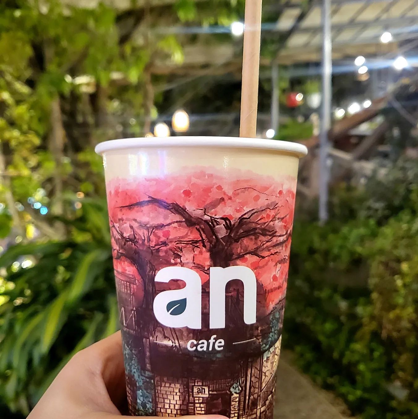 🌟달랏, an cafe
숙소가는길에 있었던 an cafe🍀🌱
저녁에 시원하니 좋다〰️
달랏에 예쁜카페가 너무 많아
.
.
#ancafe