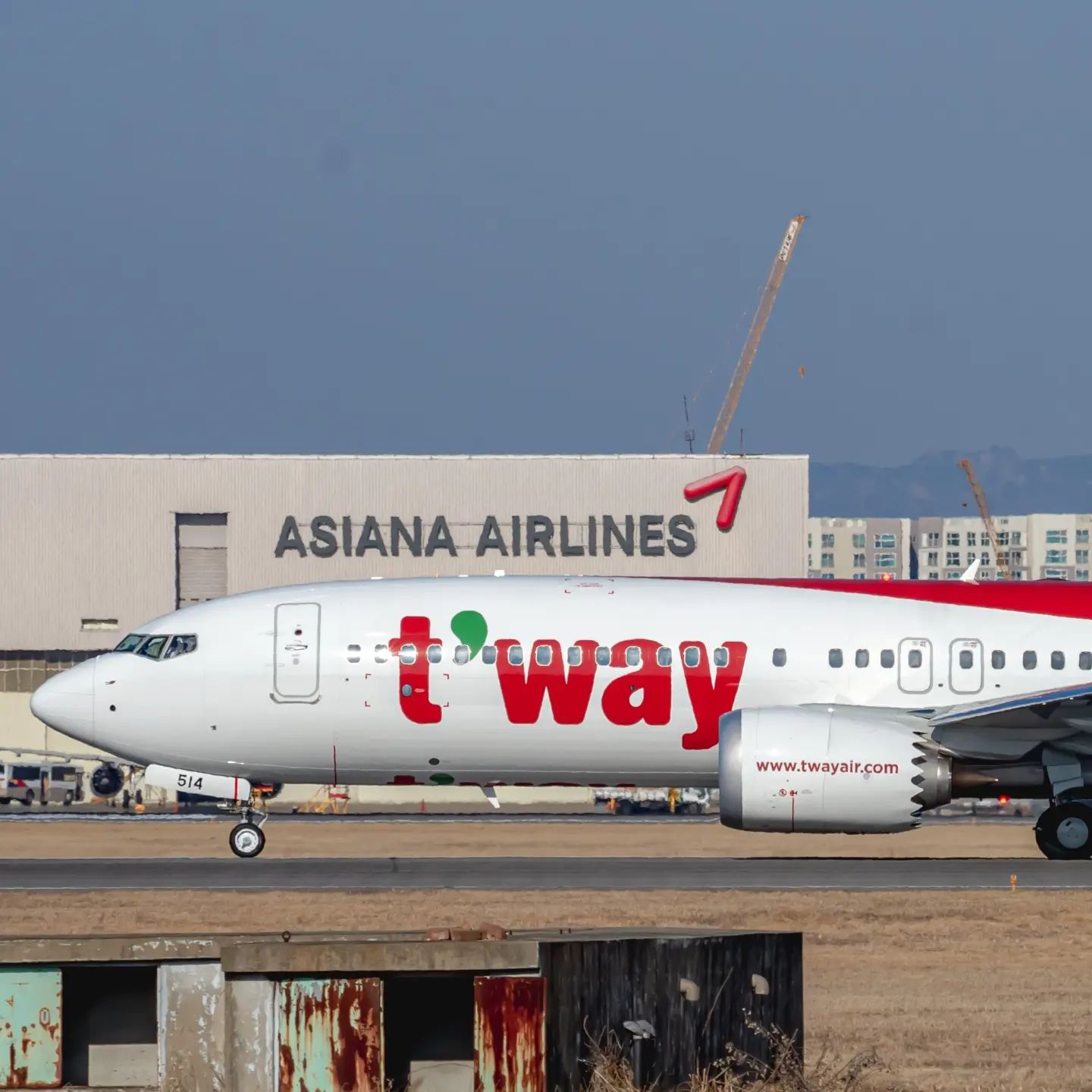 T'way Air B38M
-----------------------------------------------------
✈️ Boeing 737 MAX 8
🛬 RKSS - Gimpo Int'l Airport
🇰🇷 twayair 
----------‐------------------------------------------
#Tway #TwayAir #티웨이 #티웨이항공 #B738 #B737 #B737MAX #B737Lovers #Boeing #BoeingLovers #사진 #Photography #비행기 #Airplane #취미 #Hobby #항공덕후 #항덕 #덕후 #aviation #aviationlovers #aviationspotter #RKSS #GimpoInternationalAirport #aviationphotography #airplanephotography #avgeek #airplanelovers #aviationgeek