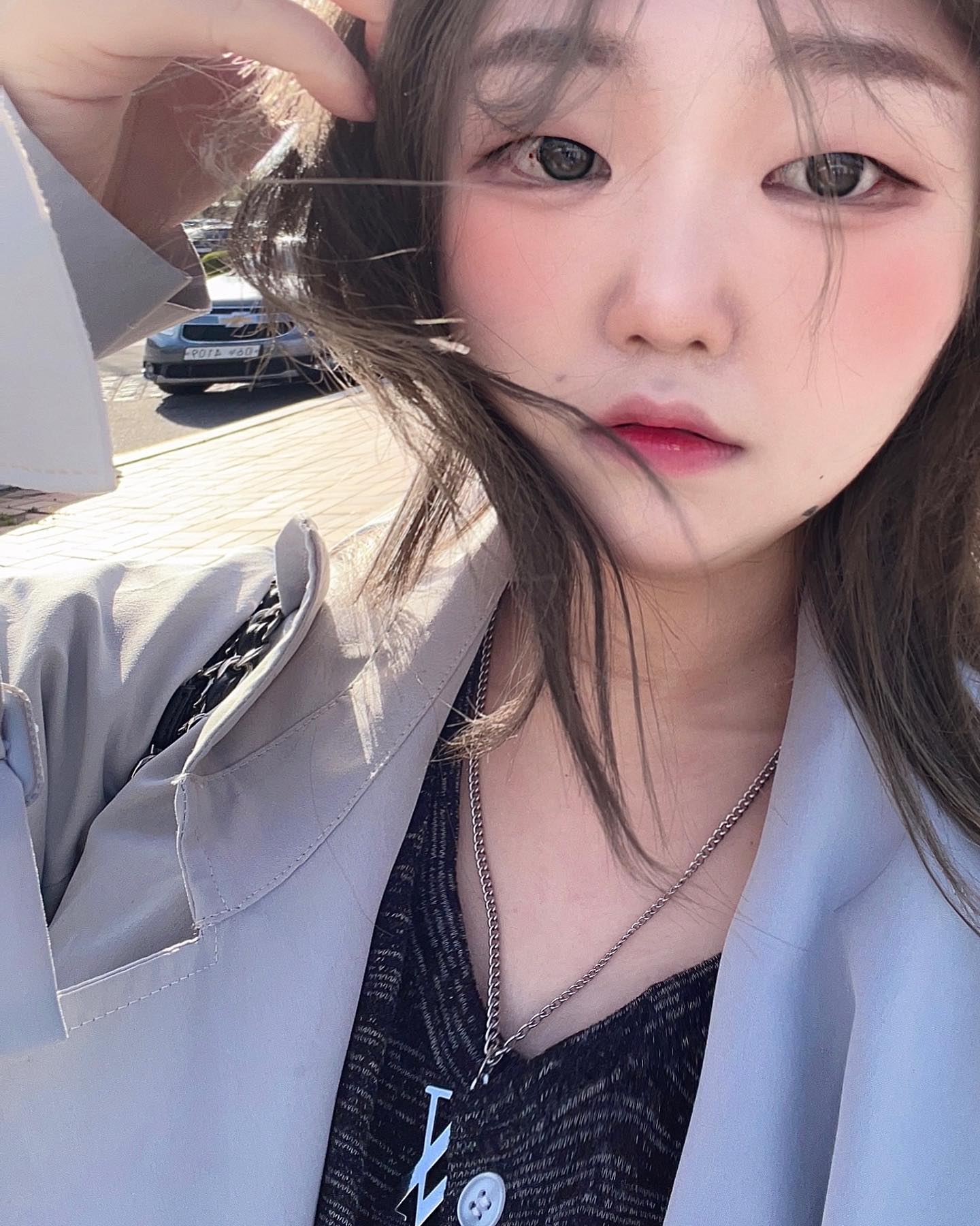 서울 모터쇼 다녀왔습니듀
어마무시한 NEW차량✨

차량도 시승가능하다고 하던데
아쉽지만 눈으로만 담구 와버린🥺

4월8일 싸인회가 있다던데(소근)
아쉽지만 저는..요일미스데스

하튼
모터쇼 행사는 9일까지 한데욤(˶‾᷄ ⁻̫ ‾᷅˵)
