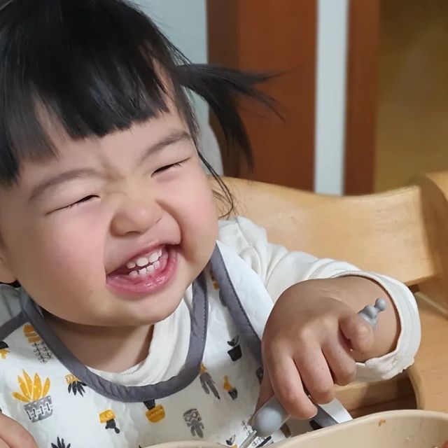 빵빵이 이서의 성장기록 on Instagram: "#도노도노협찬리뷰 이번 도노도노에거 새로 런칭한 올인원식판을 사용해보았어요 결론부터 말하자면 진짜 식판 썼던것중에서 가장 맘에듭니다😆 ⭐️