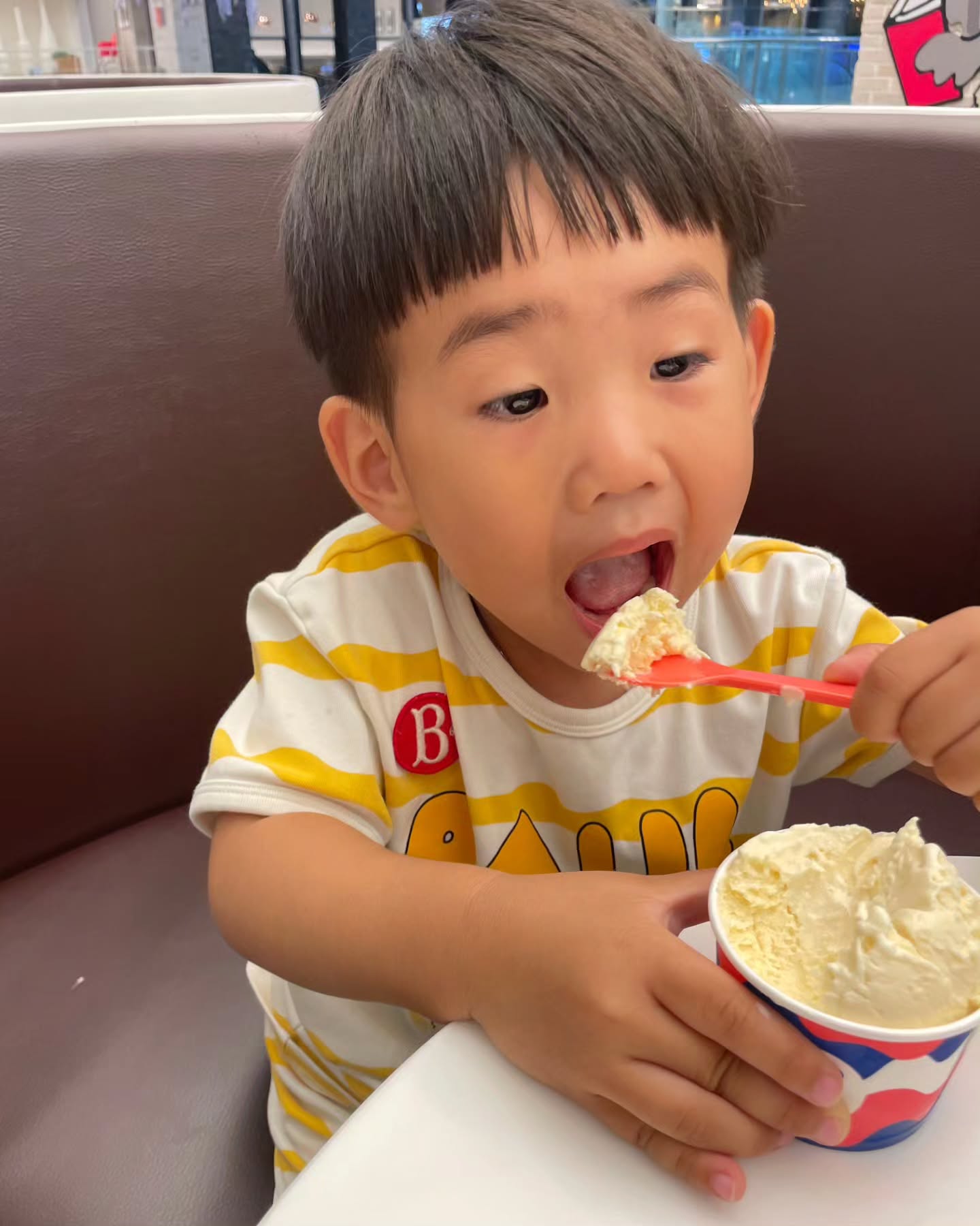 .
엄마 빼놓고 아빠랑 둘이서 데이트하니 좋으냥
오씨들끼리만 놀러댕기고..
나는 일하고😭😭😭

다음번엔 엄마랑 둘이서 데이트하자♡

#오늘사진아님 #부자데이트👬 #오씨끼리잘해봐라 #이씨는빠질게 #즐거워보이네아들