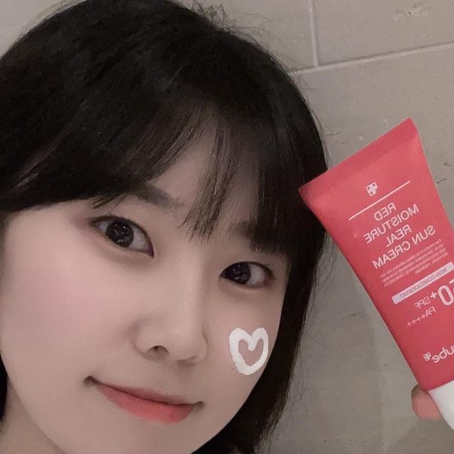 @byeolx2e_ on Instagram: "#광고 저자극 제품으로 여드름성 피부, 민감하고 예민한 피부 타입도 가볍게 바를수 있어서 좋아요 백탁현상도 없고, 촉촉하니 데일리로 휘뚜루 마뚜루 바르기 최고🥹