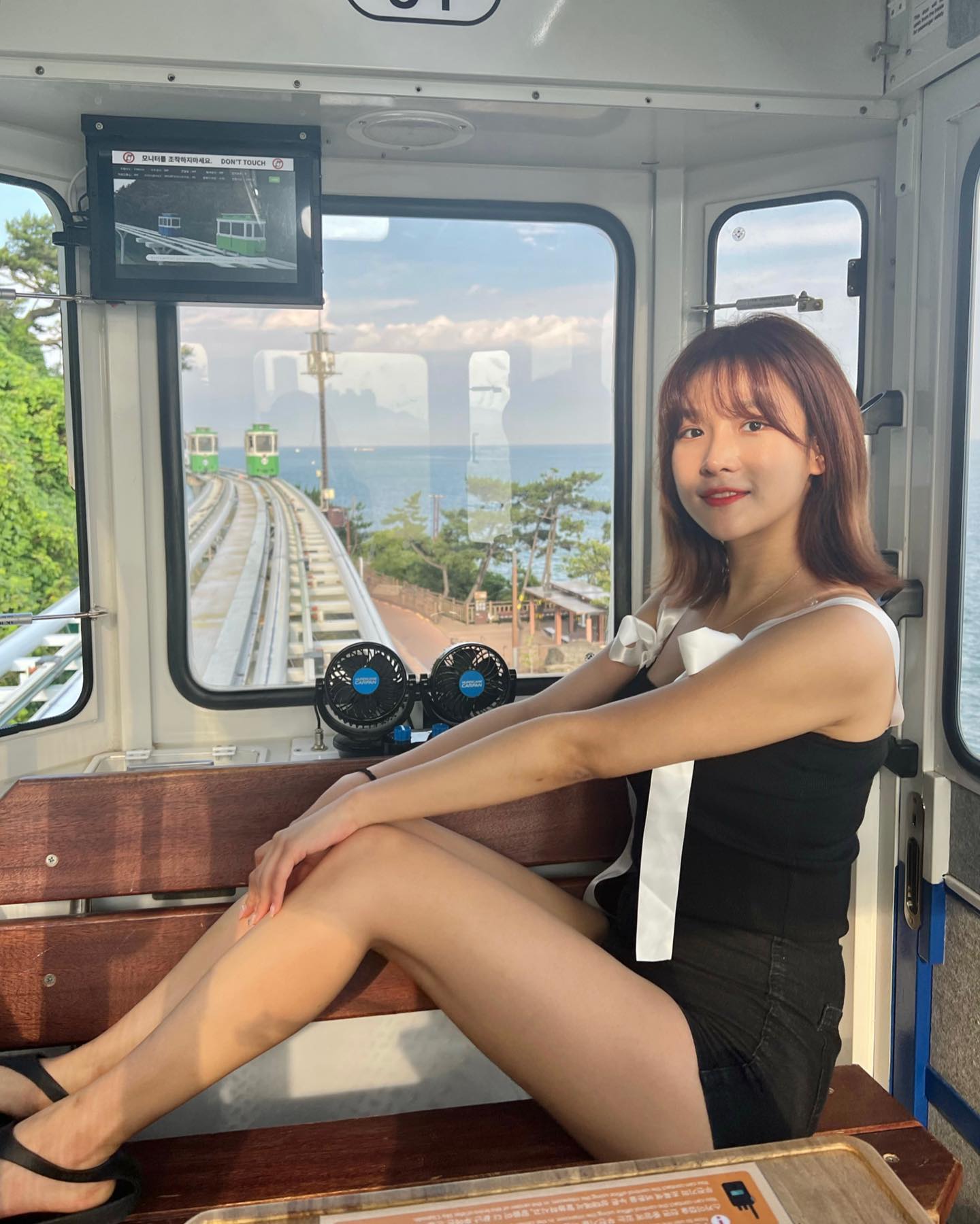 너 모 좋 구 요❤️
.
.
.
#해운대 #해변열차 #스카이캡슐 #해운대블루라인파크 #블루라인파크 #청사포