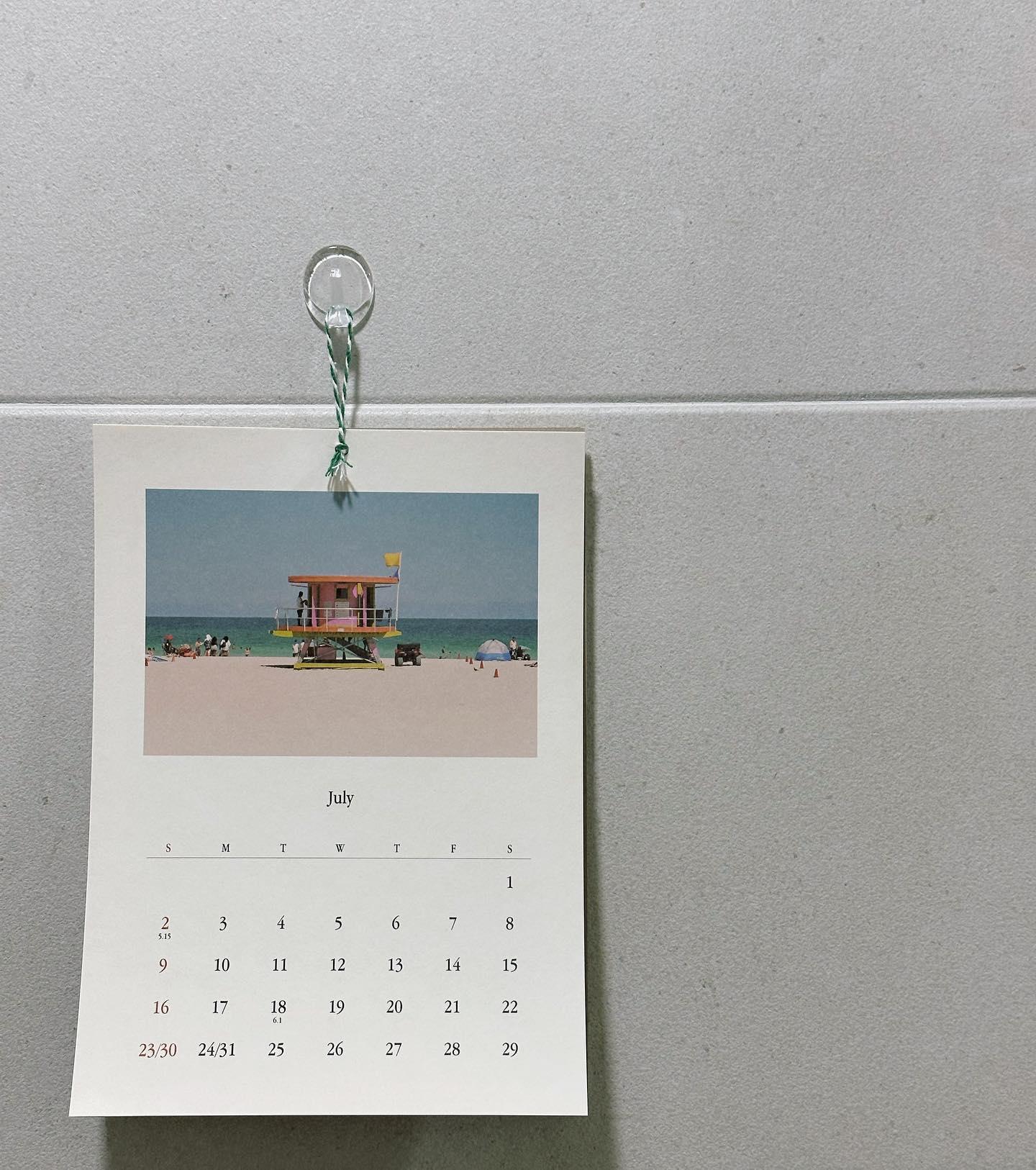 • 6월에서 7월로 넘어간 후, 봉곡 요가의 변화🧘🏻‍♀️

호흡도 힘들어하셨던 분들이 이제는 아사나 이름만 듣고도 움직여보신다
조금씩 집중이 깊어지는 분위기를 함께 느끼며 나도 같이 힘을 받고, 힐링 중🫶🏻