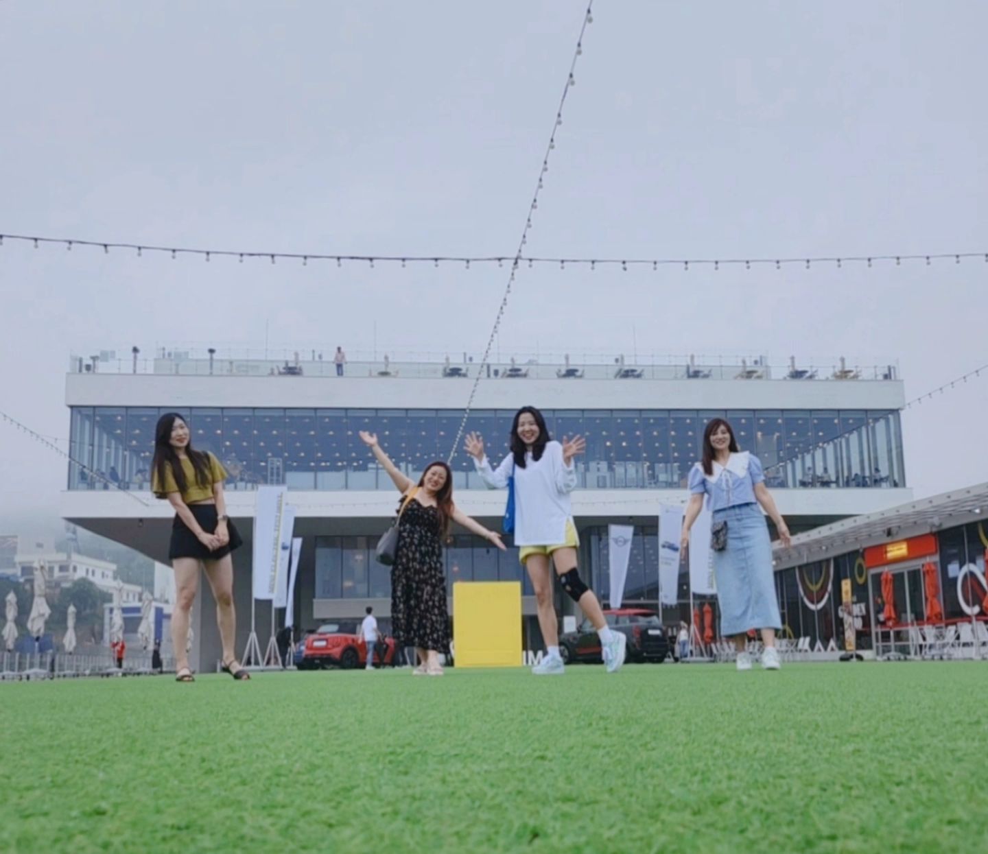 즐거웠다 🩷🩷
커피숍을 몇번 간거야 ㅋㅋㅋㅋ 

#부산여행