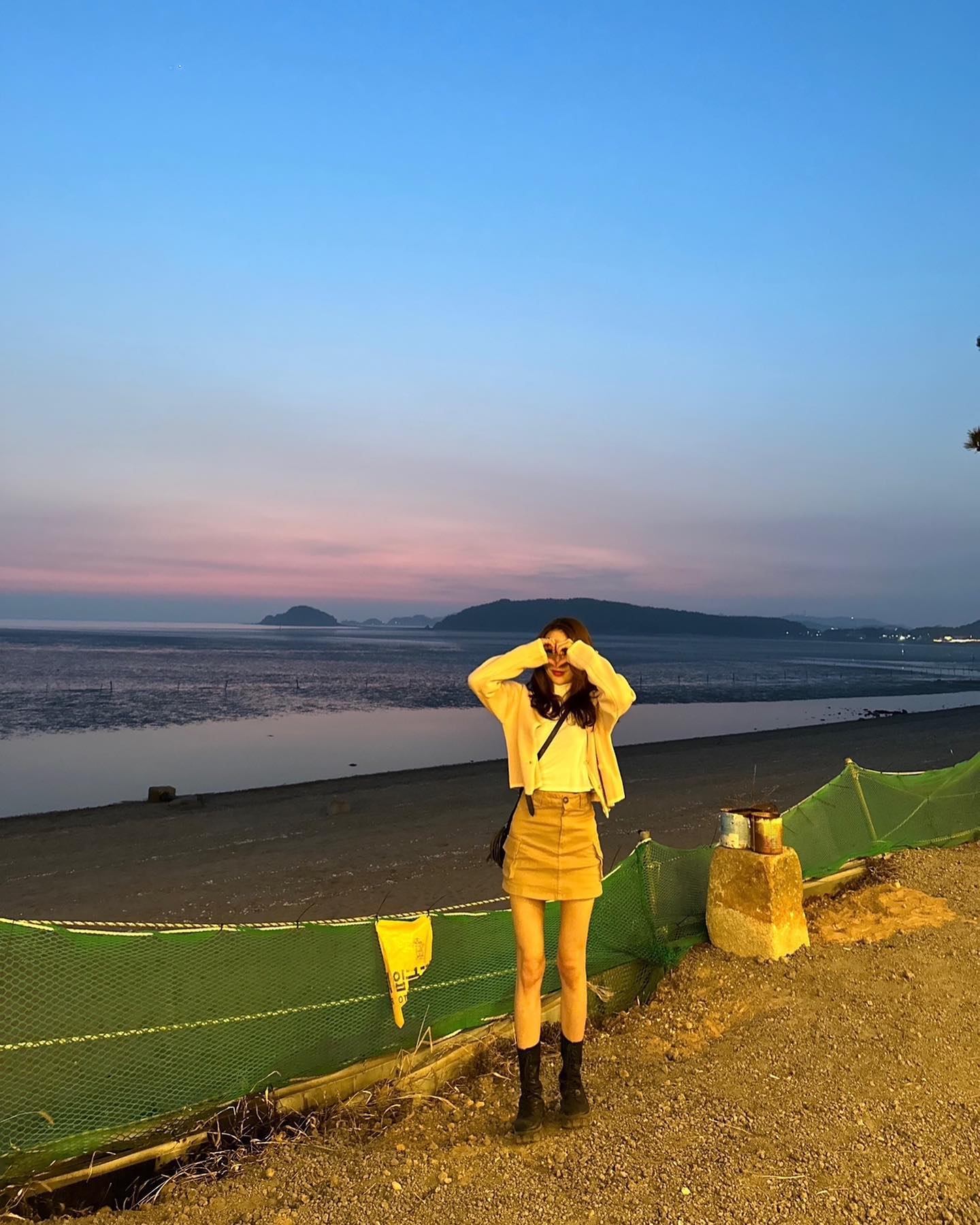 유라요정 더위와 뜨거운 연애중🫠😵‍💫😰
밀당 그만 좀 해🏝️🏖️🧚🙄🥶🙆‍♀️