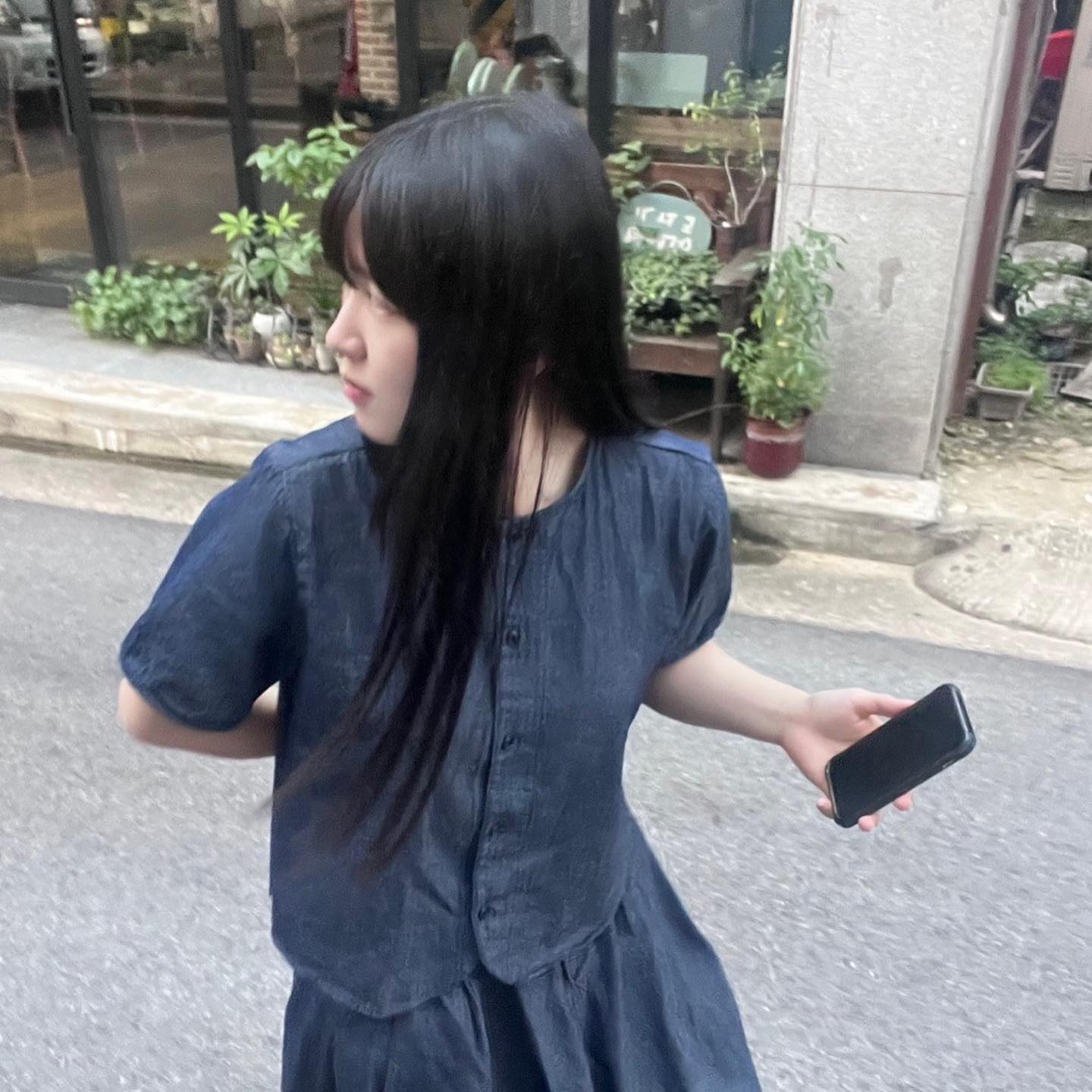 날 따라오시오.