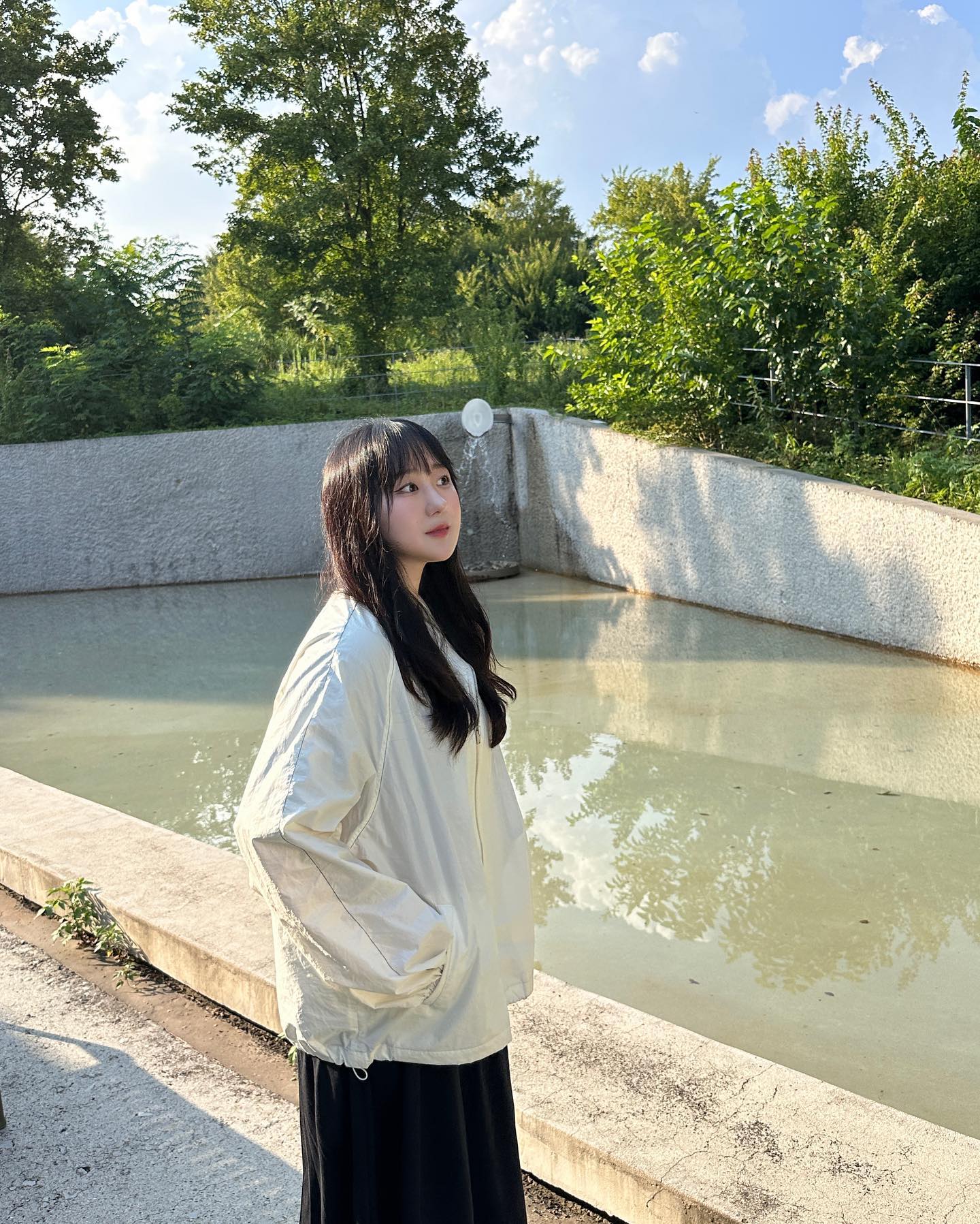 계절안타는 나콩이 •• 
사실 그저 쪄죽고 있을 뿐 
김찐빵입니다만 ~~👩🏻‍🍳