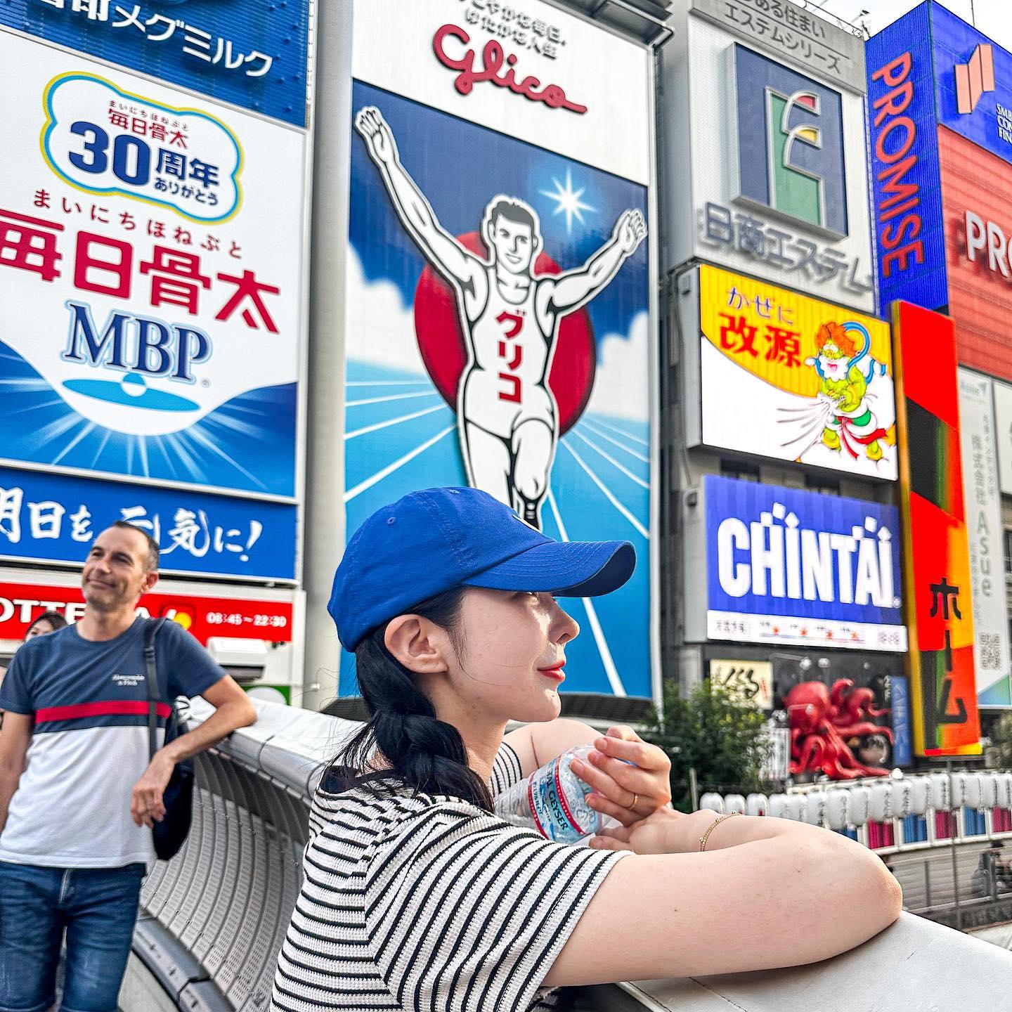 japan in #오사카
나도 힘들게 글리코상이랑💛 너랑 사진 찍는거 너무 치열하다🥶
도톤보리 내일 또 올래! ありがと
#일본 #오사카여행 #글리코상 #🇯🇵 #osaka