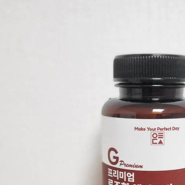 🅿🅼🆂 일상기록 on Instagram: "#광고 [이루다] 프리미엄 로즈힙 엘라스틴 링곤 베리퓨레 글루타치온 🌷로즈힙: 꾸준히 섭취하면 혈중 콜레스테롤 수치가 감소된다. 🪻엘라스틴: 피부가 처