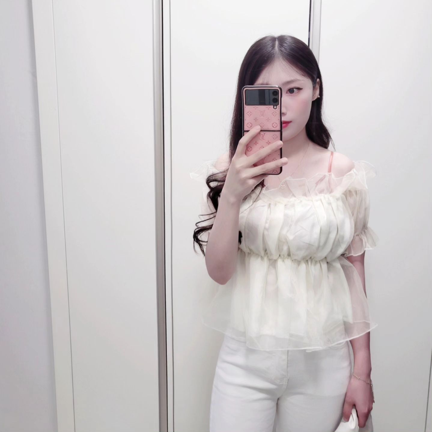 간만에

#셀카 #데일리 #오프숄더