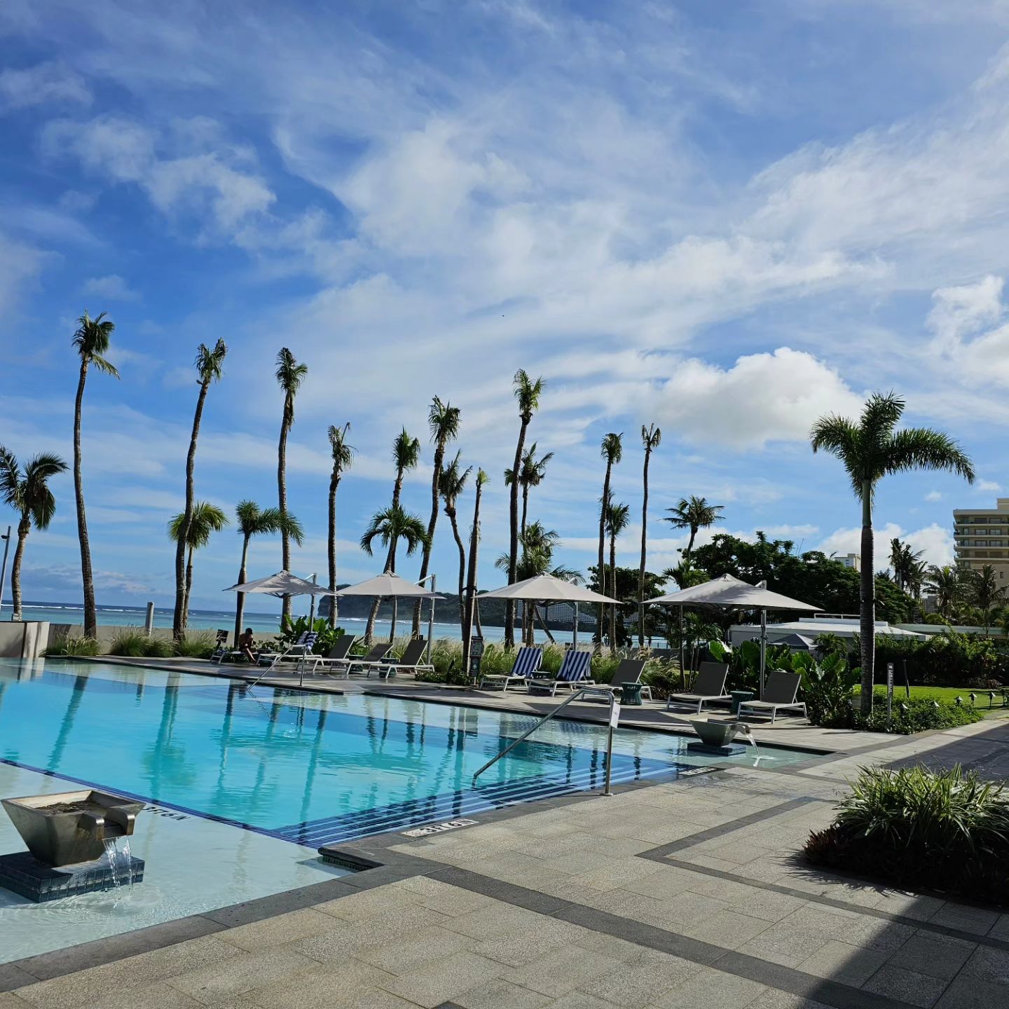 again guam🥰
.
.
.

#crowneplazaresortguam #guamtrip 
#guamgirls #instaguam #againguam 
#guammorning #가족여행괌자유여행 
#아빠가이드최고 #가족스타그램 #괌여행