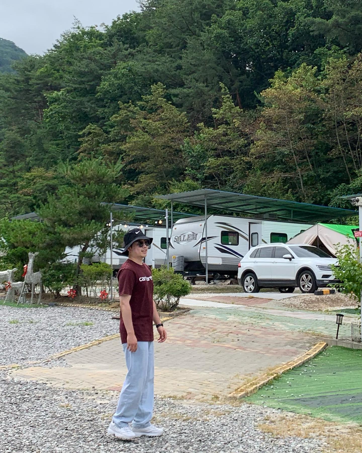 쉬는 날 아니면 또 언제 다녀오냐며 평일 공부 중간 중간 공부하다가 콧바람 쐬러 🚘
