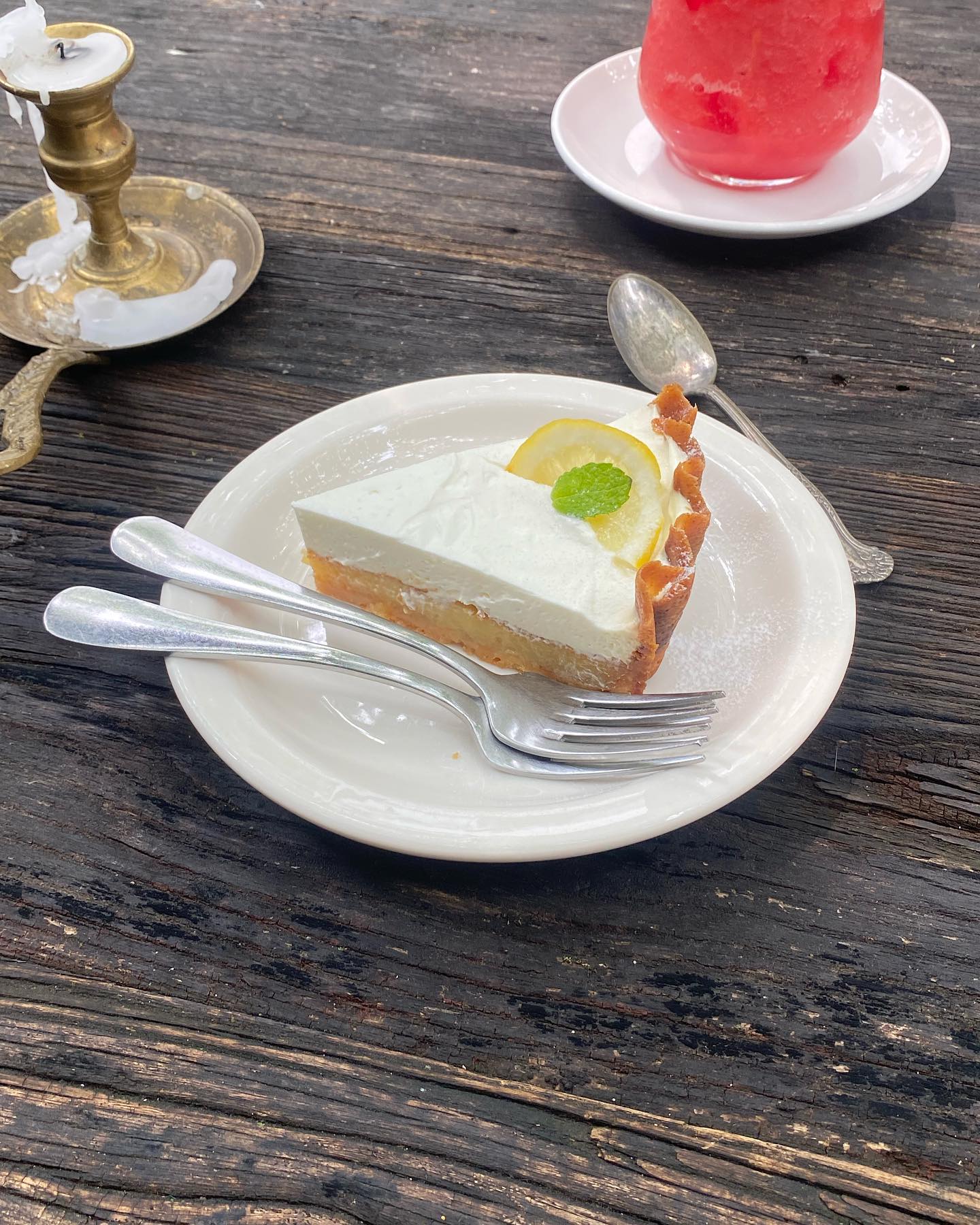 우리 여행 기록🧸

1. 벌레 천국 카페에서 레몬 케이크 도전
2. 제 소원은요 머리 빨리 자라기..
3. 행복했으면 좋겠다며 둘이 눈물 펑펑ㅠ🐿️
4. 갑자기 놀이공원 가서 바이킹 탔다가 기절한 女(28)
5. 춘천인 추천으로 간 막국수 맛집..또 가야해
6. 산리오깡 앨범깡 오타쿠들의 여행
7. 다음날 또 산리오깡..얘만큼은 나오지 말라고 했건만
8. 지옥에서 온 조식 ㅎㅎ
9. 계곡물에 발 담그고 먹는 백숙(먹부심 대결)
10. 복불복 다니헤어살롱~