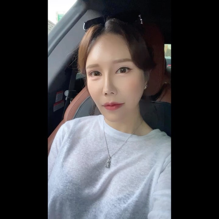 날 막지 마.. 사지 받고 싶다 💆🏻‍♀️

#2023 #daily #instadaily #selfie #foodiegram #일상 #드라이브 #셀스타그램 #얼스타그램 #데일리그램 #오늘 #인친 #예쁘다그램 #먹스타그램 #양양 #강남 #청담 #압구정 #논현 #소통 #좋아요 #팔로우 #fff #f4f #l4l #팔로미 #dm #인스타그램 #집사 #estp