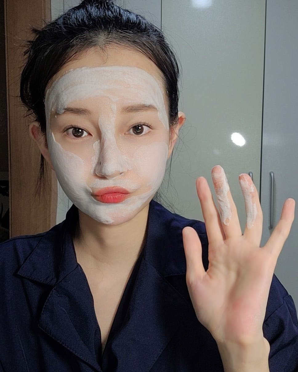 별양 하우스 on Instagram: “#협찬 #필링젤 #필링젤마스크 민감성이라 각종 필링젤 많이 써봤지만 대부분 피부가 발칵 뒤집어졌어요 그런데 데일리원더 3단 버블 필링젤은 안 뒤집어지고 너무
