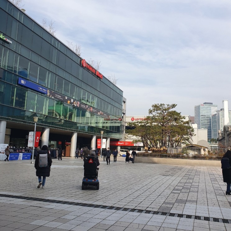 서울역사진관 증명사진 프로필까지 깔끔하게 촬영_ 포토이즈(롯데마트)
