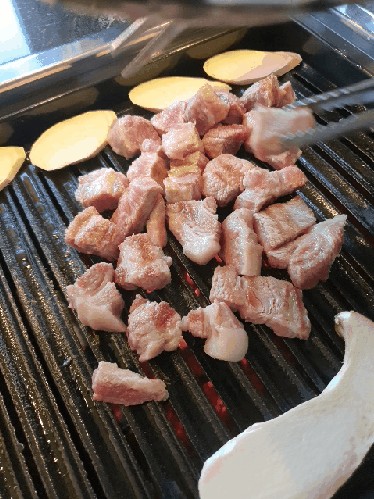 <세종시 맛집 >_ 세종 보람동 고깃집_숙성목살&숙성삼겹살 맛집  '그릴 200'
